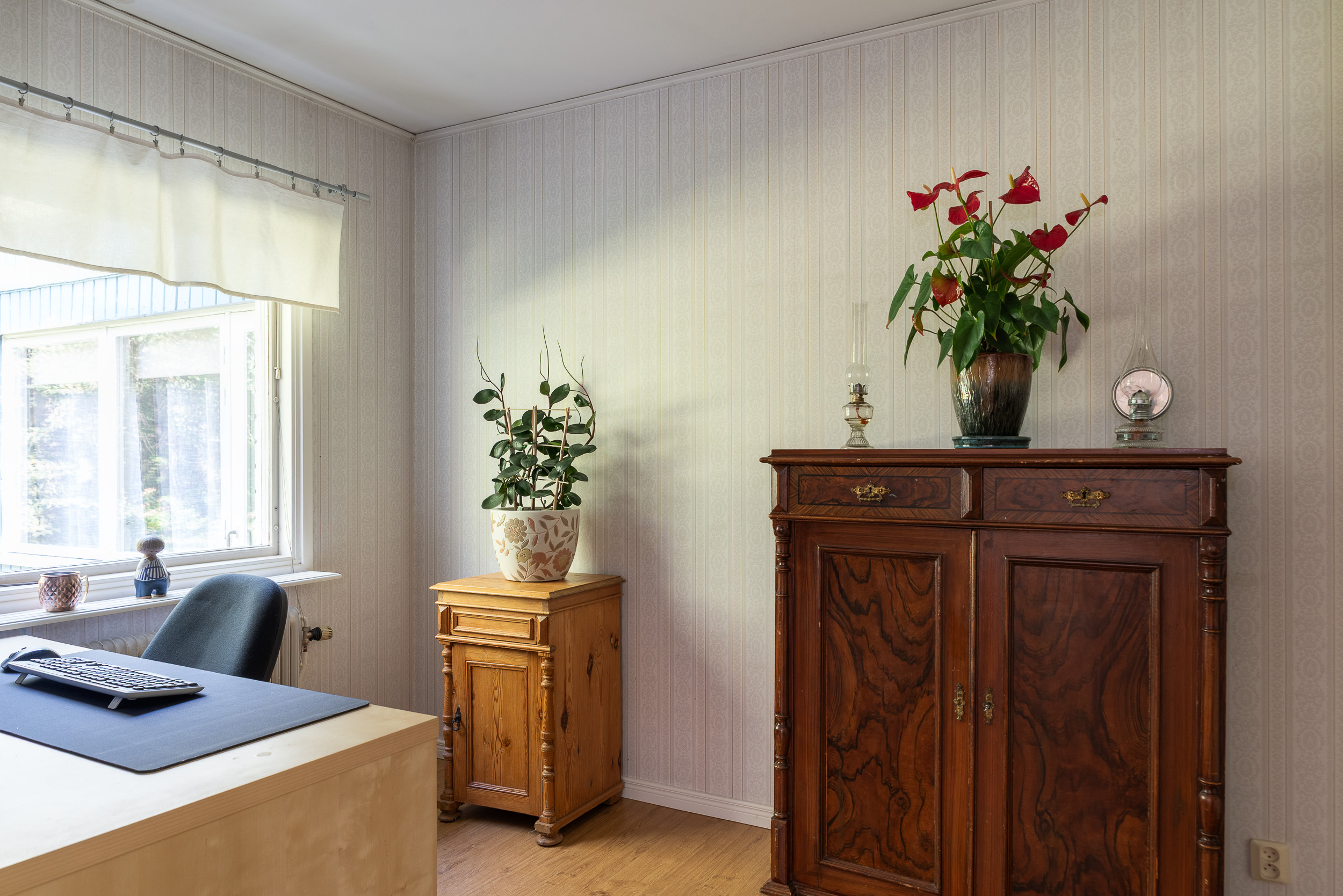 Bostadsbild från Bolmörtsgatan 7, Såld i Nordanby, Västerås