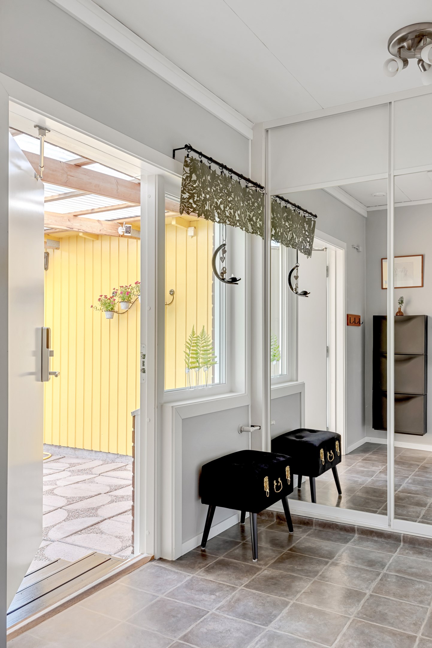 Bostadsbild från Bellisvägen 8, Såld i Lövstalöt, Uppsala