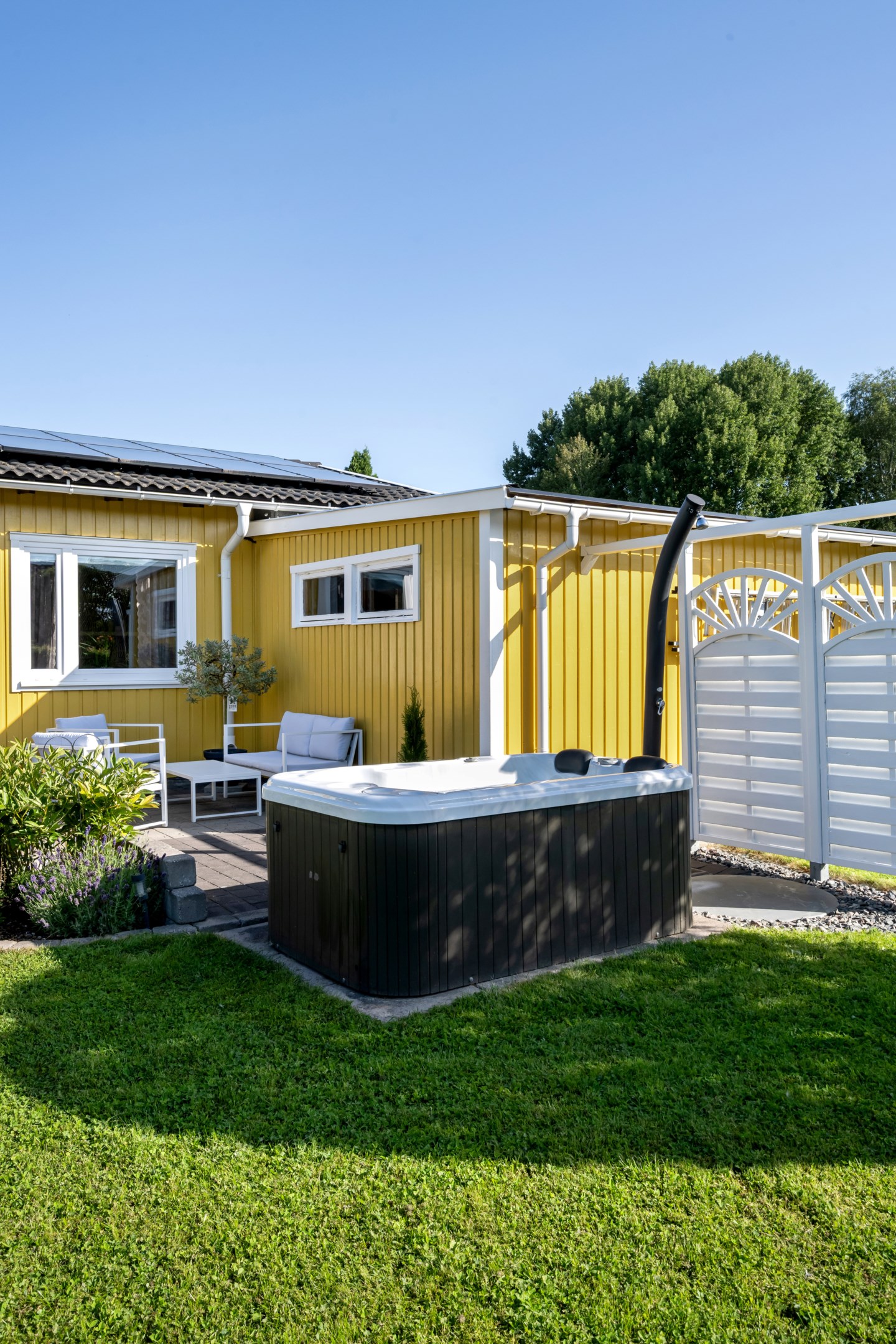 Bostadsbild från Bellisvägen 8, Såld i Lövstalöt, Uppsala