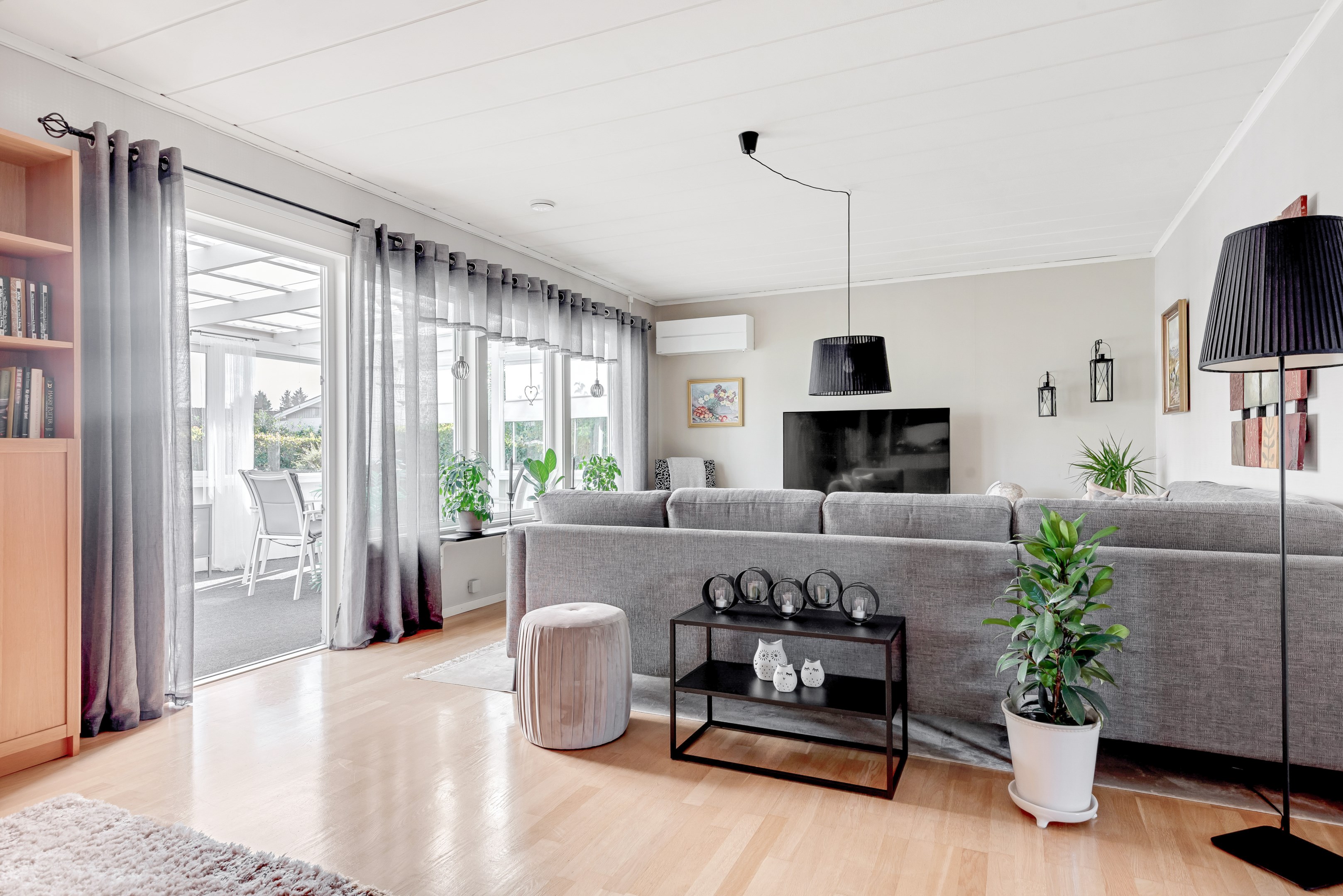 Bostadsbild från Bellisvägen 8, Såld i Lövstalöt, Uppsala