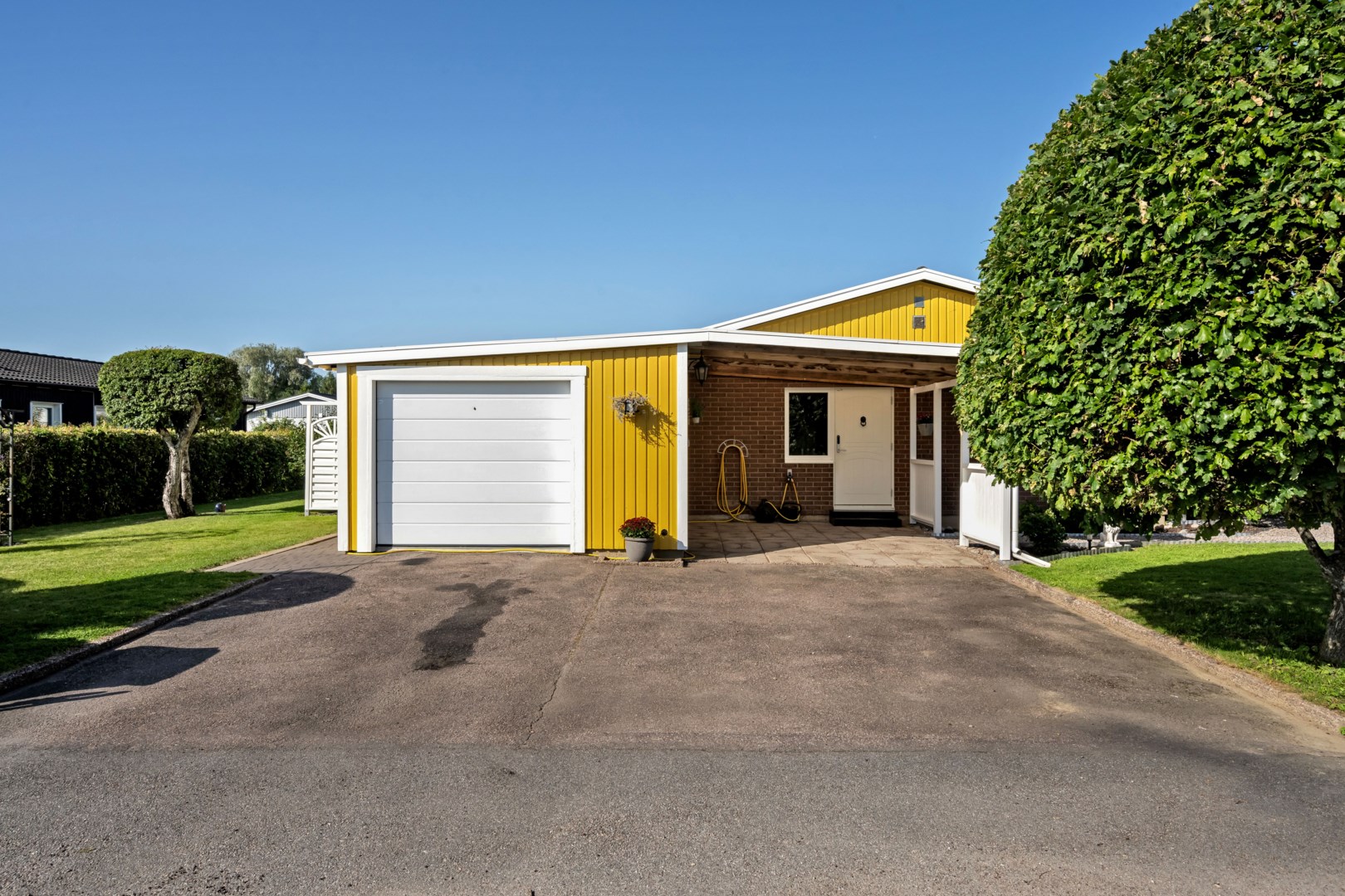 Bostadsbild från Bellisvägen 8, Såld i Lövstalöt, Uppsala