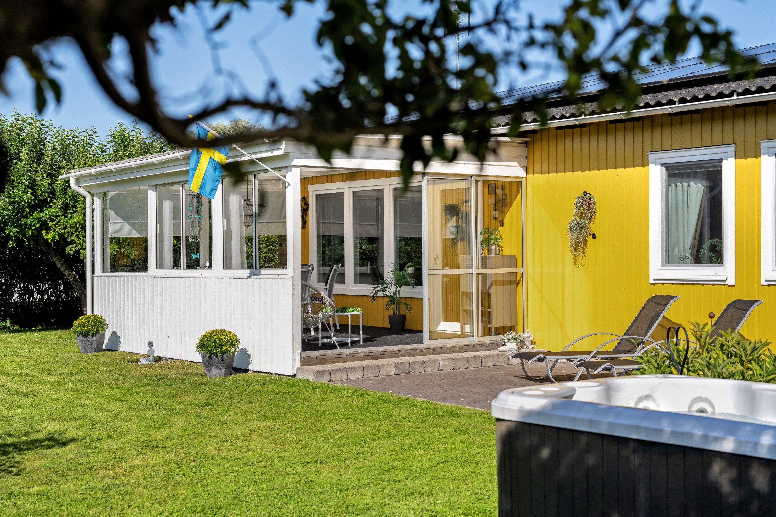 Bostadsbild från Bellisvägen 8, Såld i Lövstalöt, Uppsala