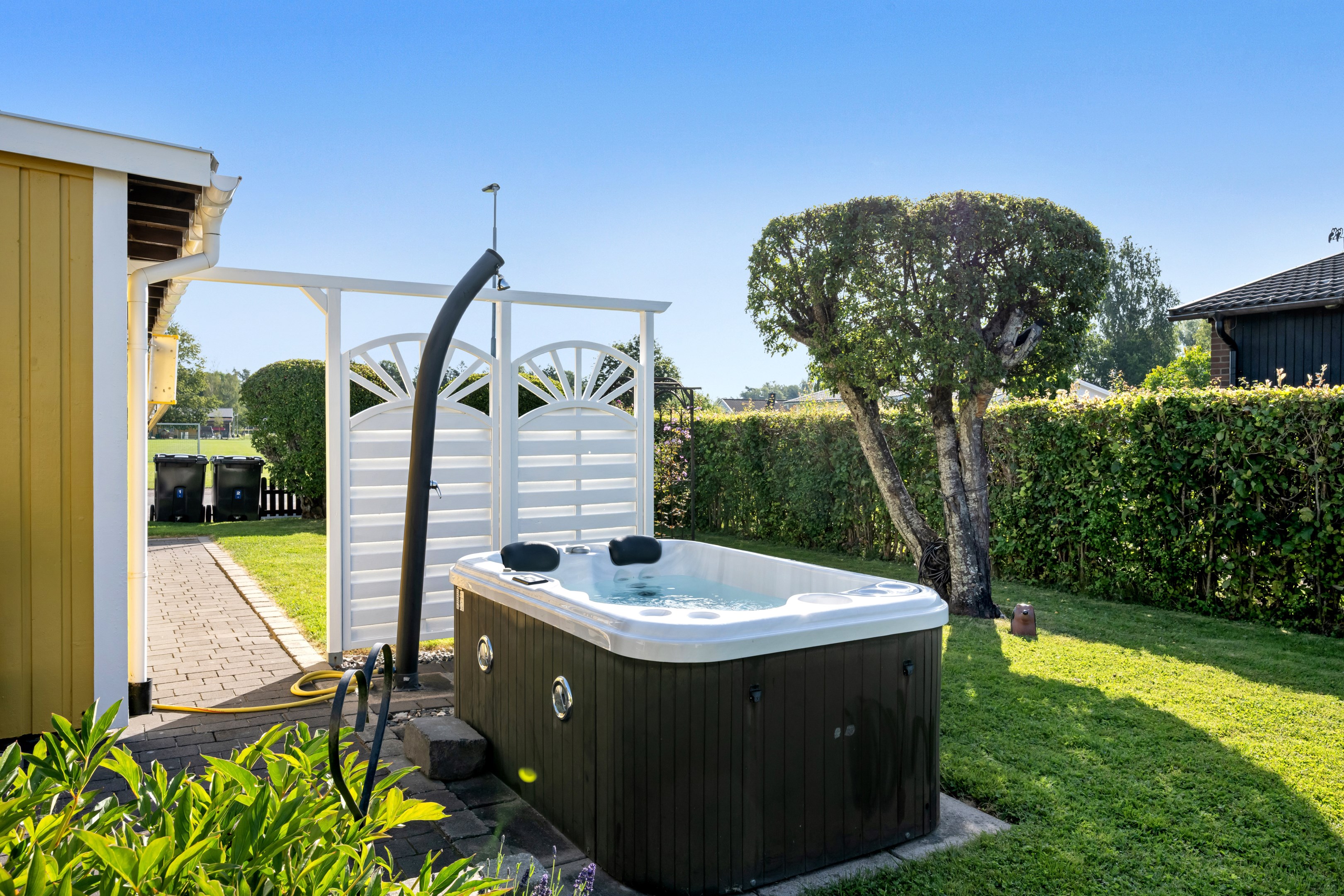 Bostadsbild från Bellisvägen 8, Såld i Lövstalöt, Uppsala