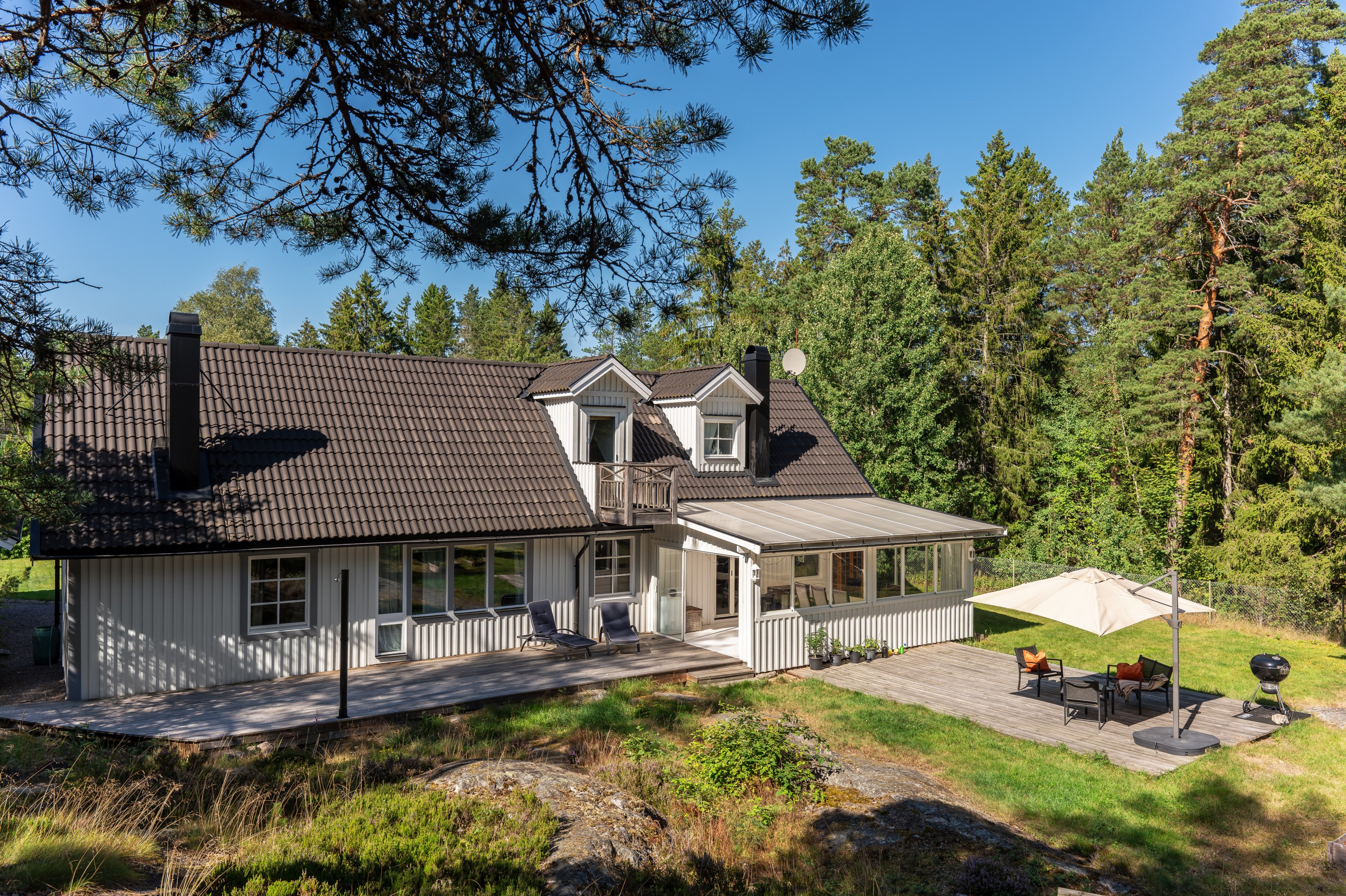 Bostadsbild från Angöringsvägen 21, Kommande i Södra kopparmora, Värmdö