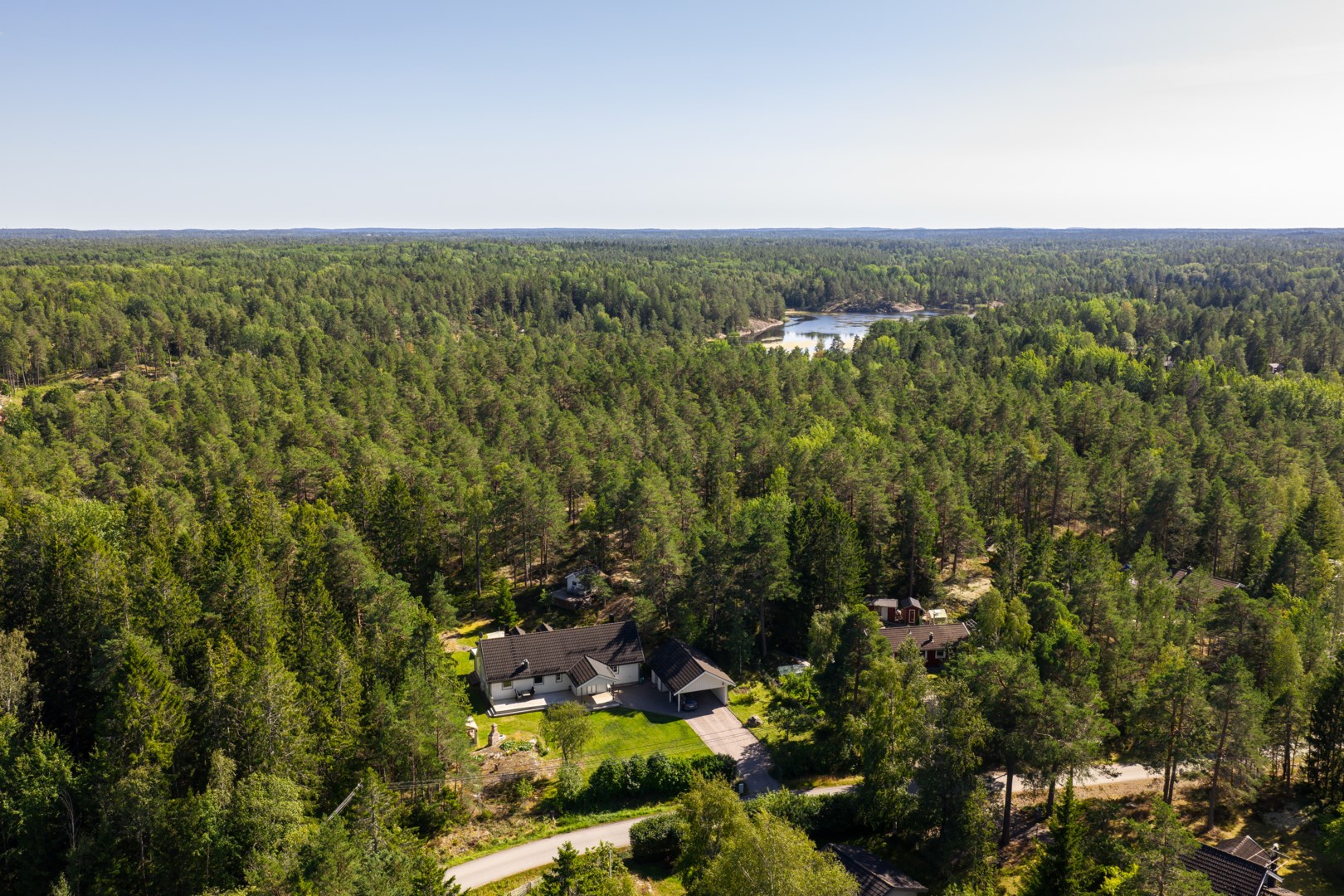 Bostadsbild från Angöringsvägen 21, Kommande i Södra kopparmora, Värmdö