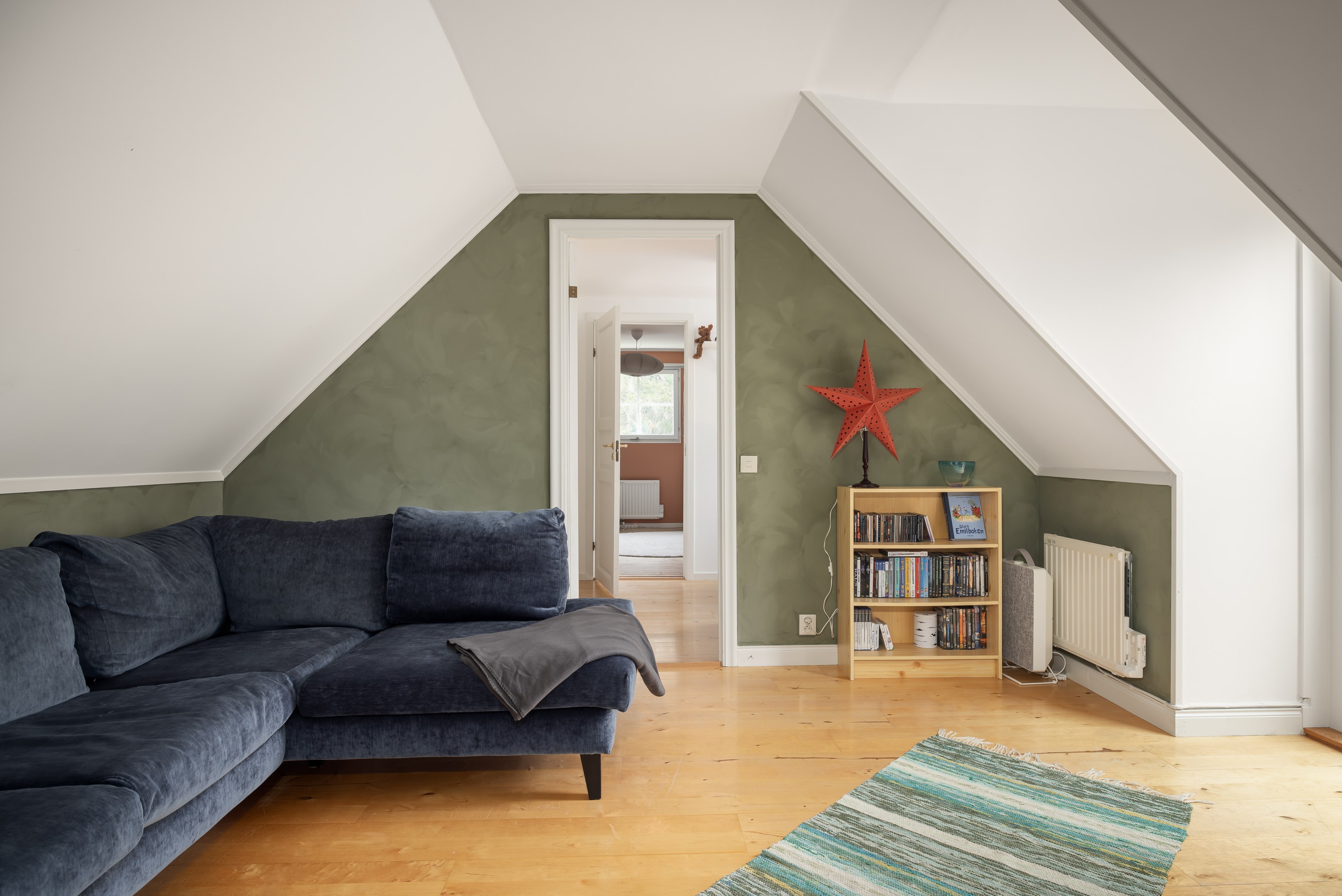 Bostadsbild från Angöringsvägen 21, Kommande i Södra kopparmora, Värmdö