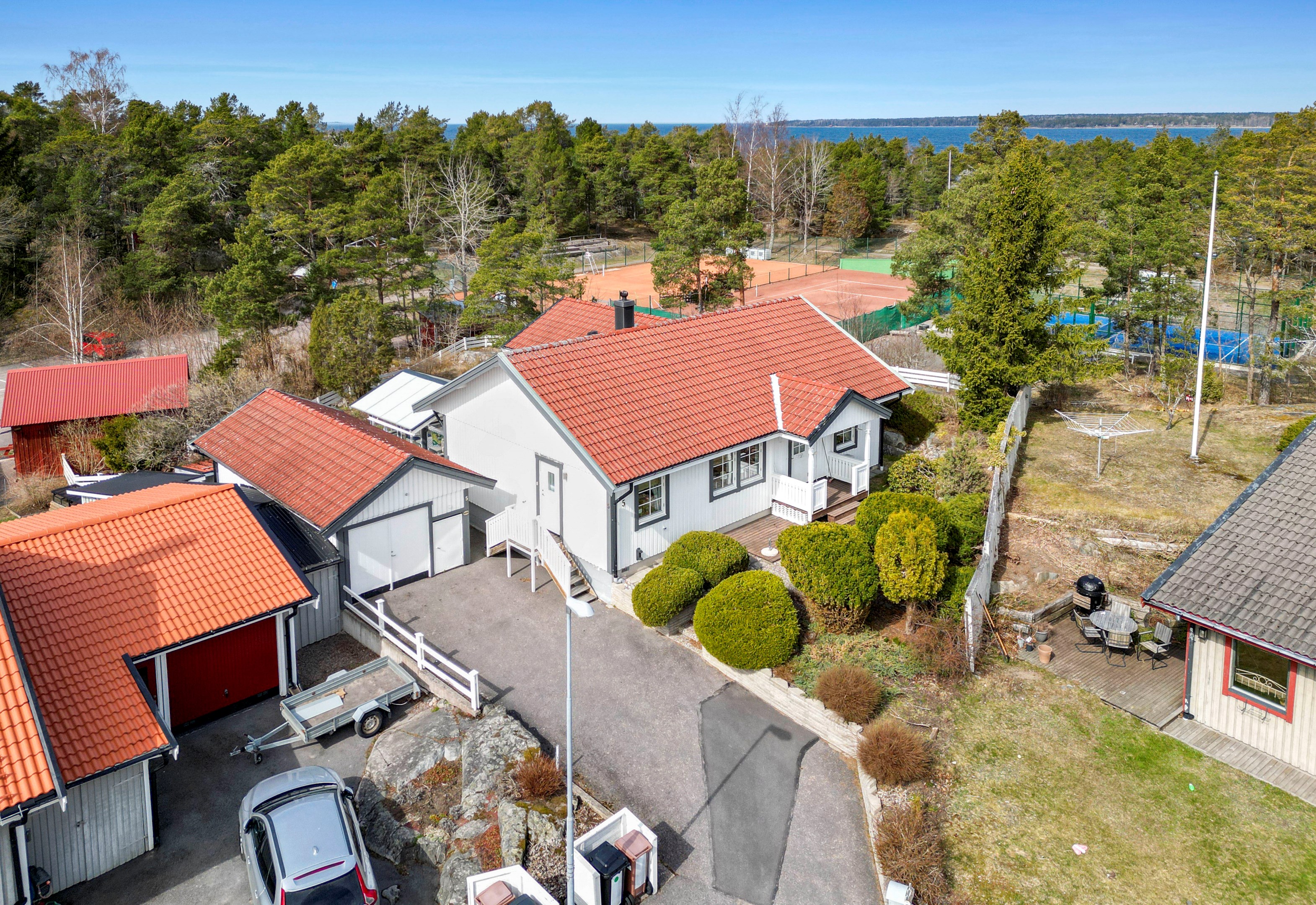 Bostadsbild från Snöbärvägen 5, Till salu i Öregrund, Östhammar