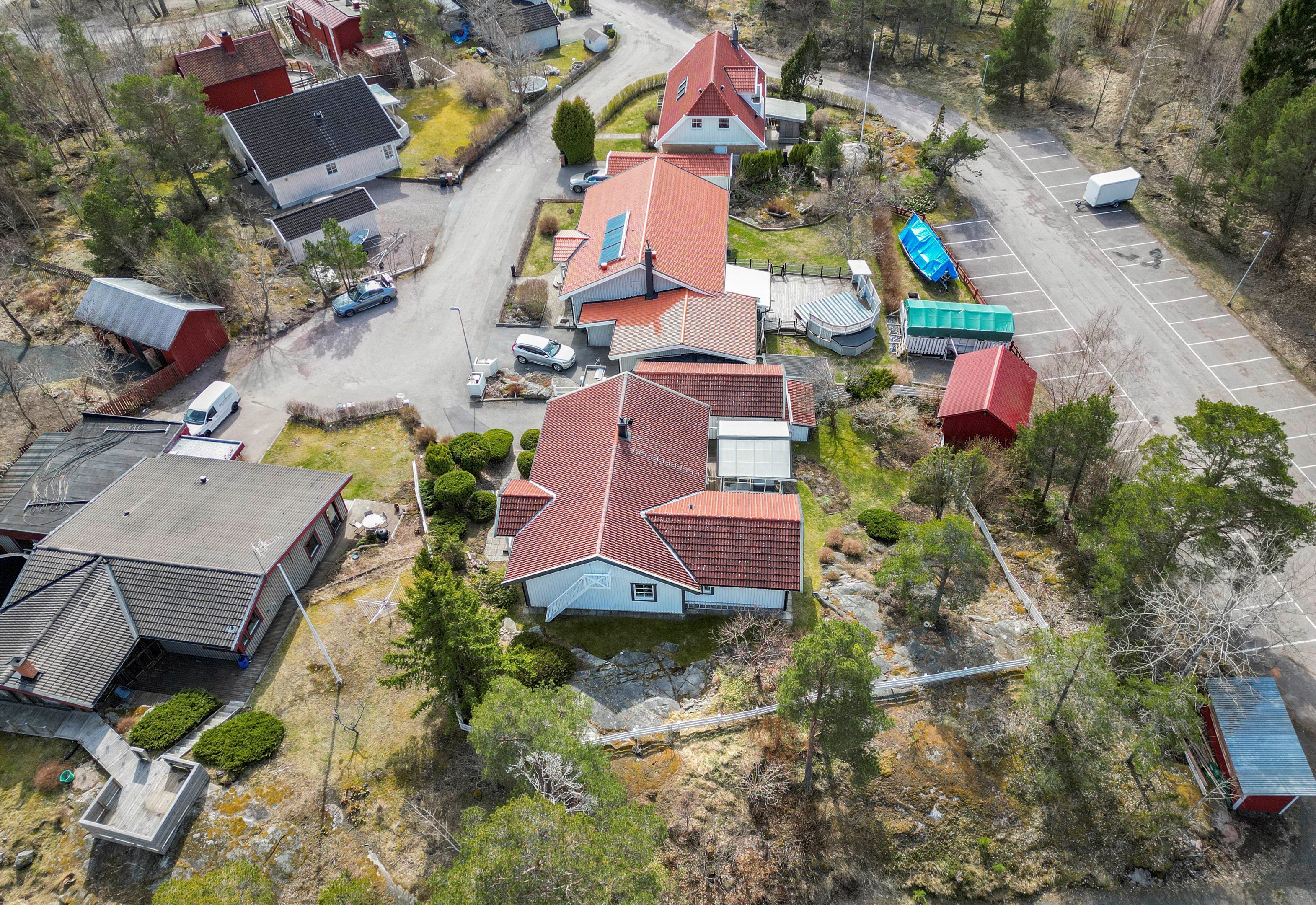 Bostadsbild från Snöbärvägen 5, Till salu i Öregrund, Östhammar