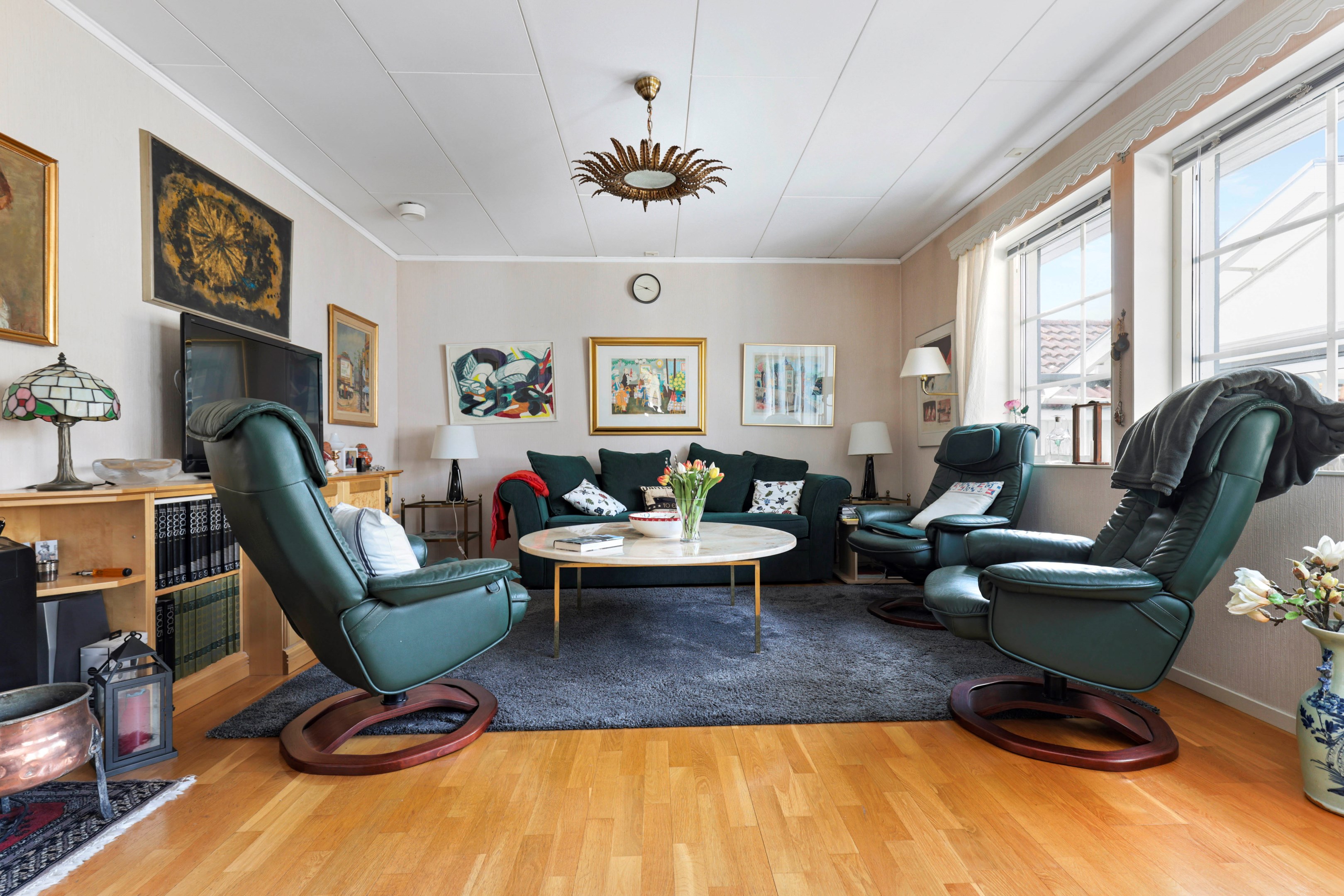 Bostadsbild från Snöbärvägen 5, Till salu i Öregrund, Östhammar