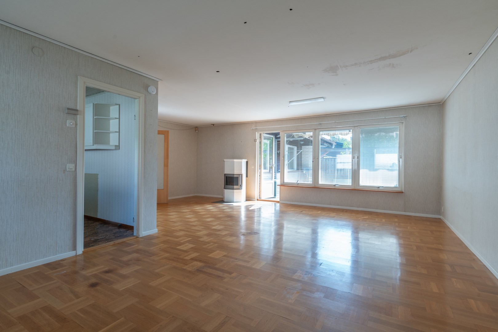 Bostadsbild från Plåtslagarvägen 80, Såld i Tullinge Skog, Botkyrka