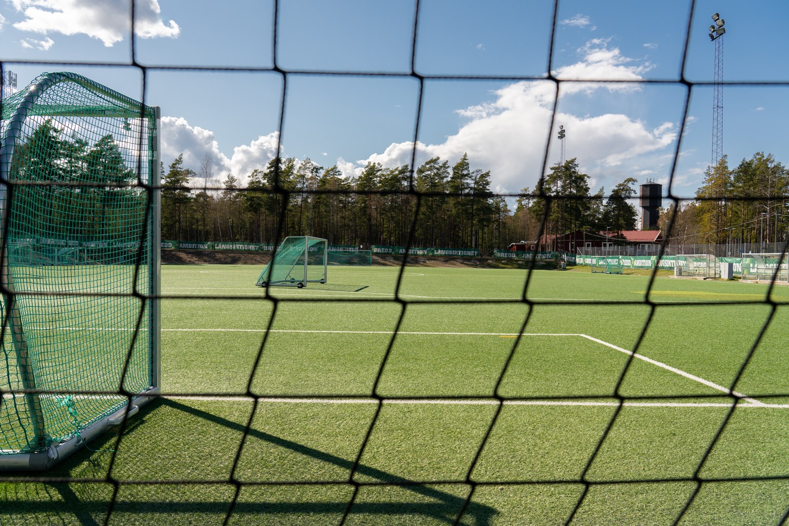 Bostadsbild från Plåtslagarvägen 80, Såld i Tullinge Skog, Botkyrka