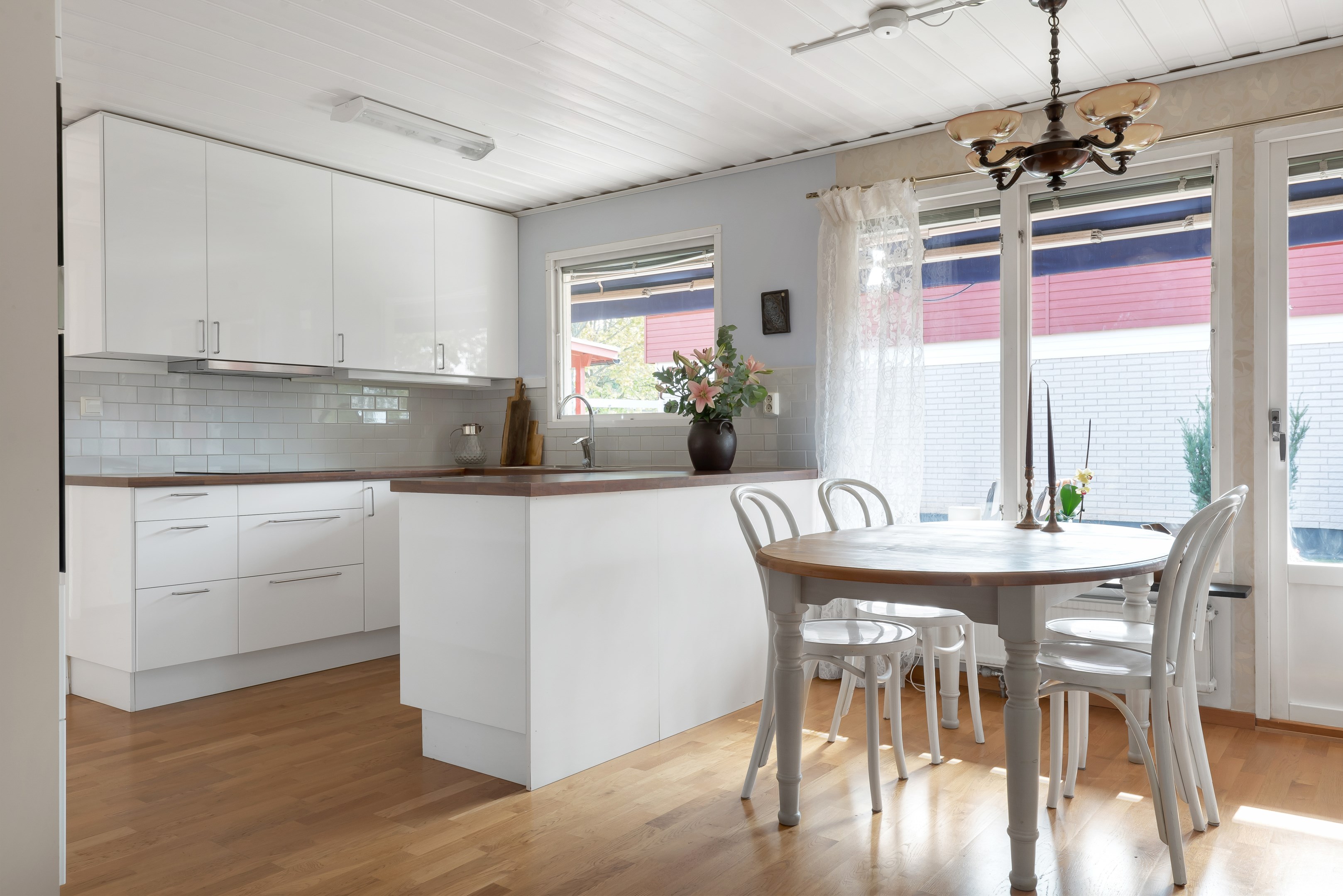 Bostadsbild från Timjansgatan 99, Såld i Årsta, Uppsala