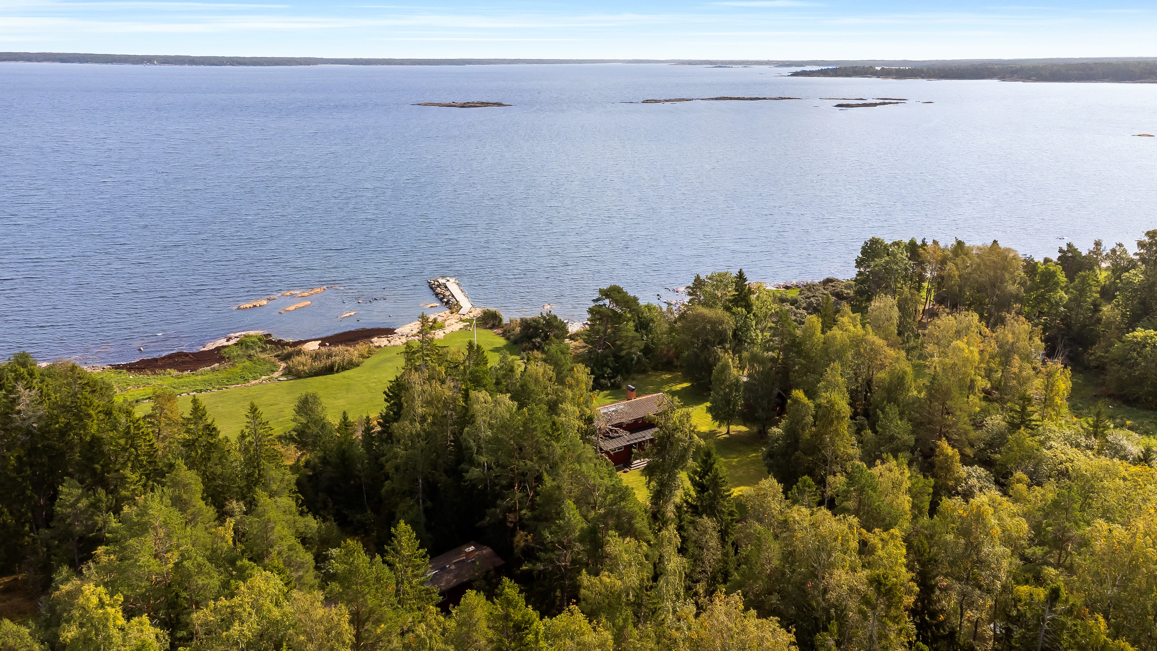 Bostadsbild från Strandvägen 16, Såld i Stenskär, Östhammar