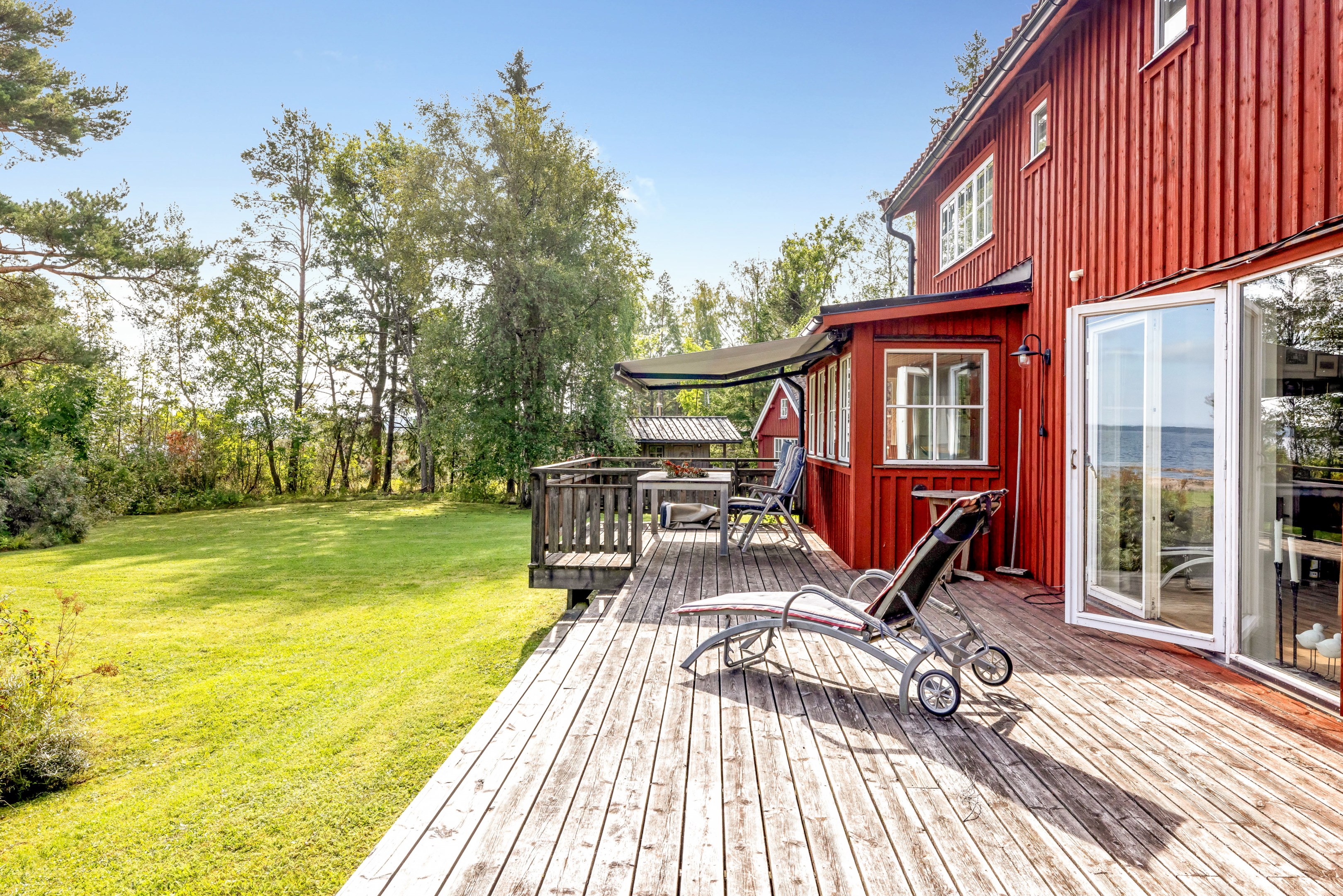 Bostadsbild från Strandvägen 16, Såld i Stenskär, Östhammar