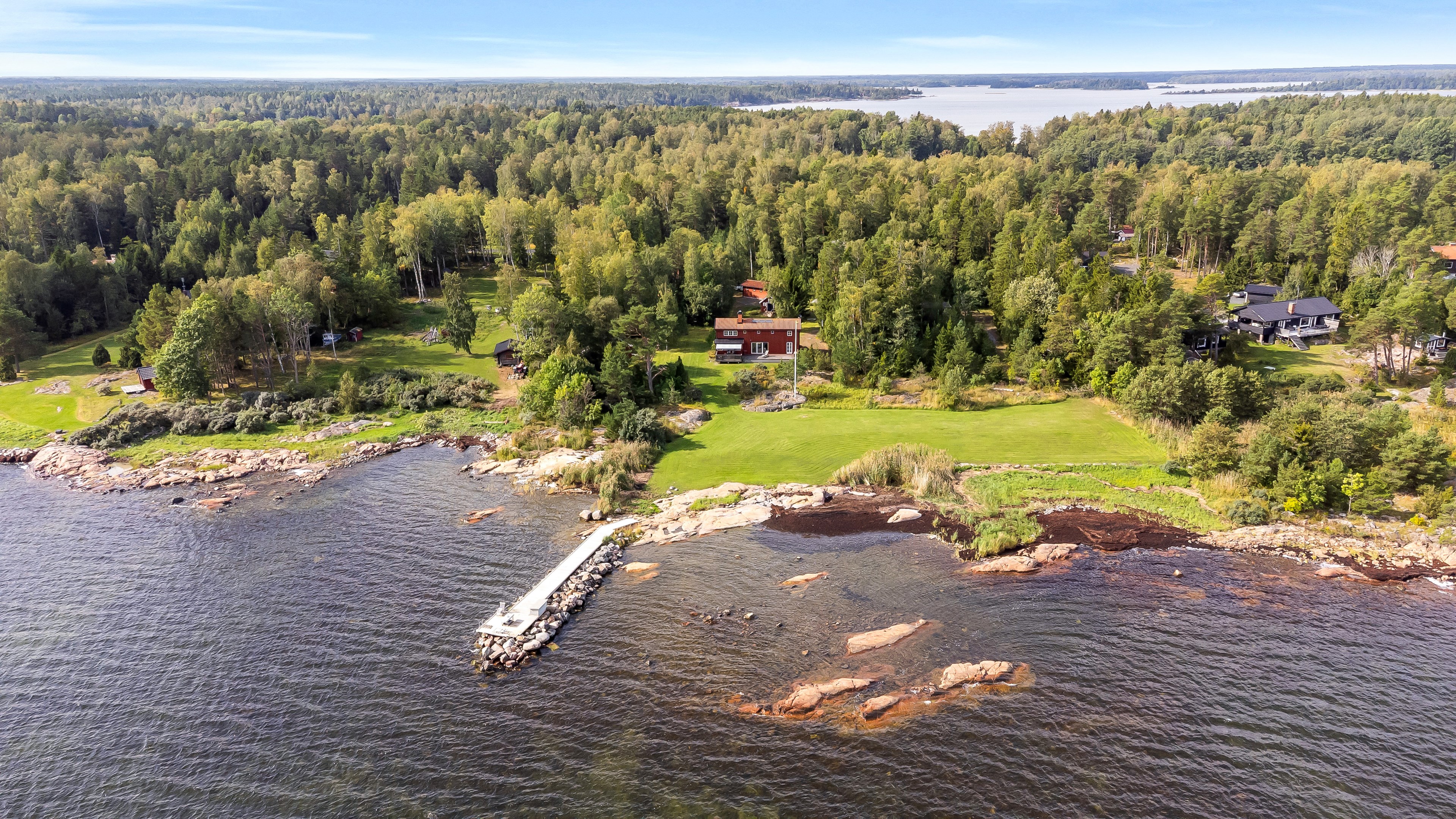 Bostadsbild från Strandvägen 16, Såld i Stenskär, Östhammar