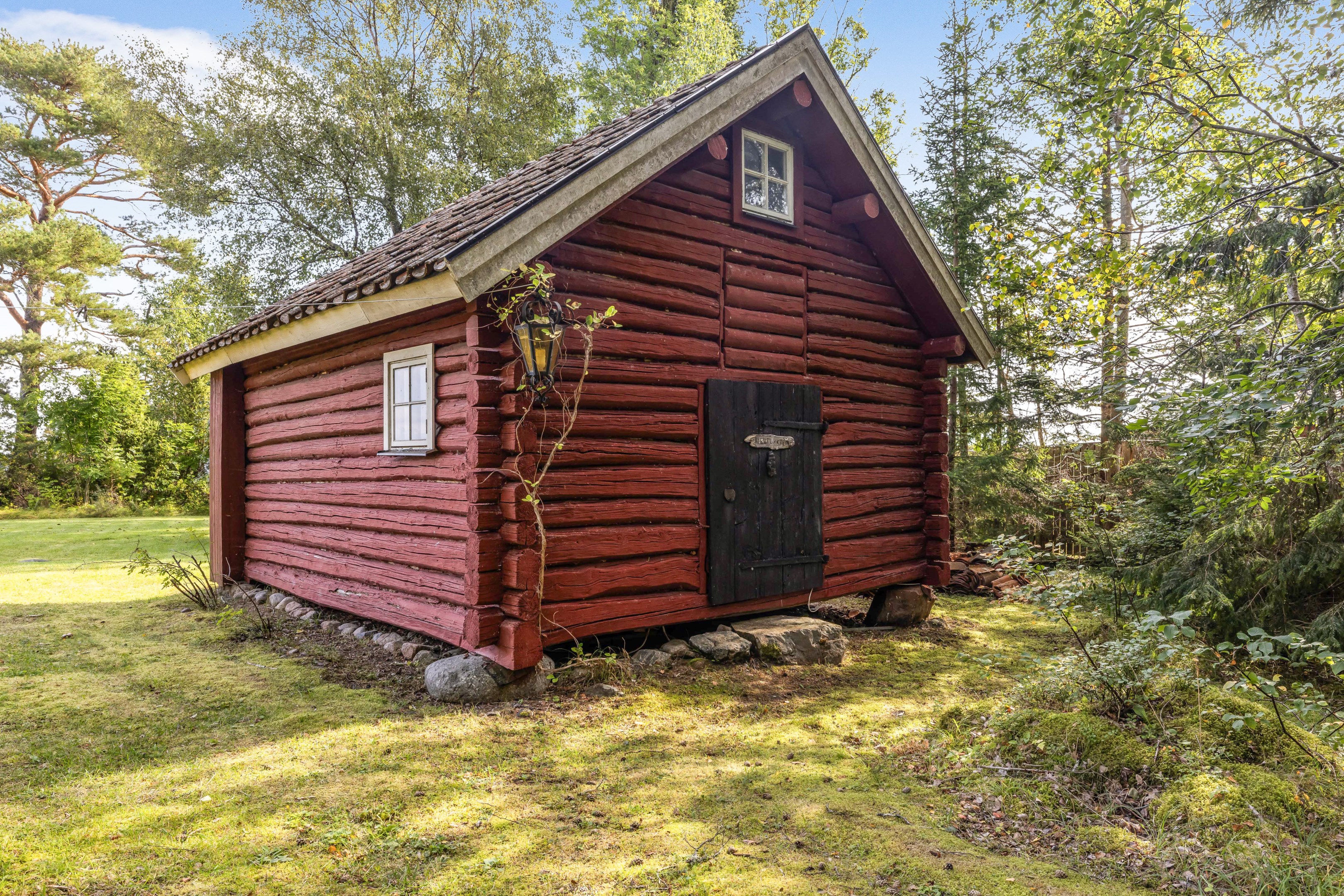 Bostadsbild från Strandvägen 16, Såld i Stenskär, Östhammar