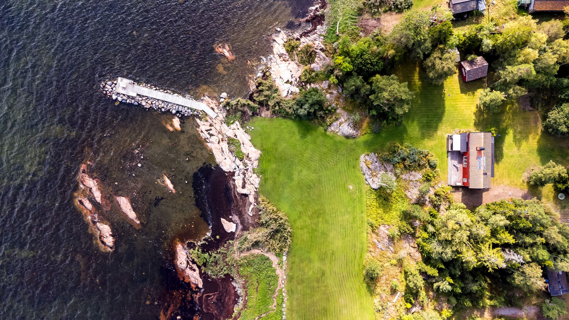 Bostadsbild från Strandvägen 16, Såld i Stenskär, Östhammar