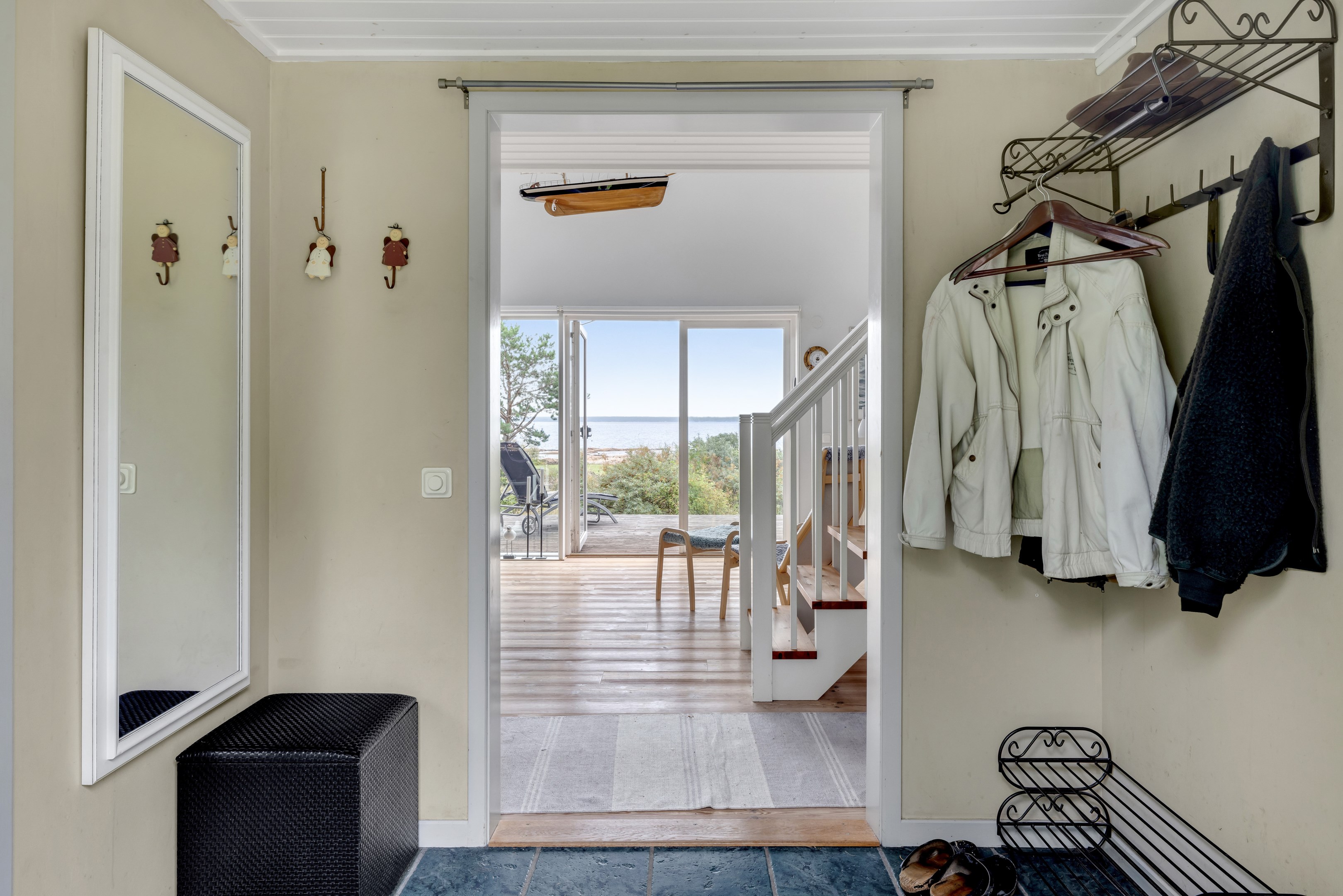 Bostadsbild från Strandvägen 16, Såld i Stenskär, Östhammar