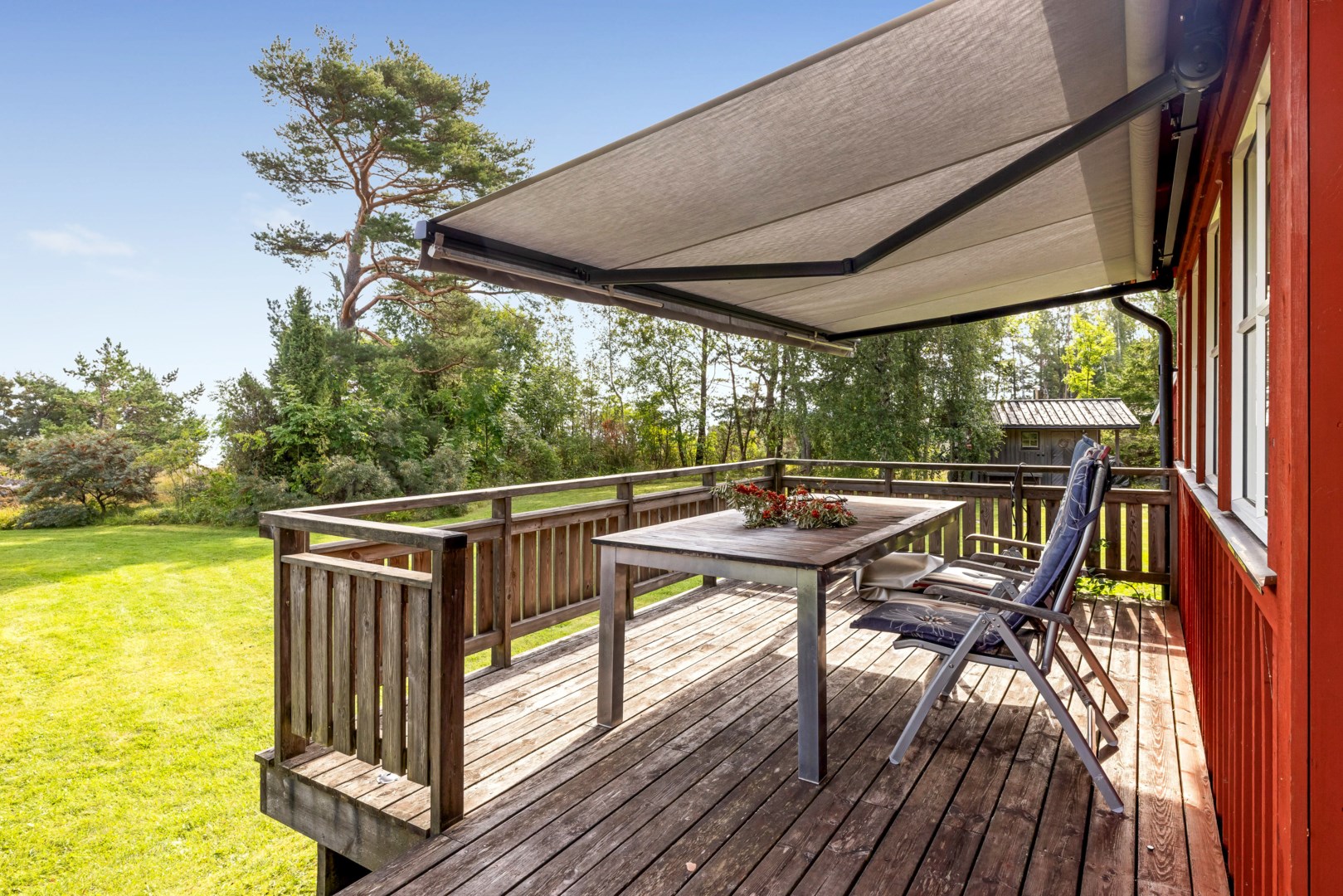 Bostadsbild från Strandvägen 16, Såld i Stenskär, Östhammar