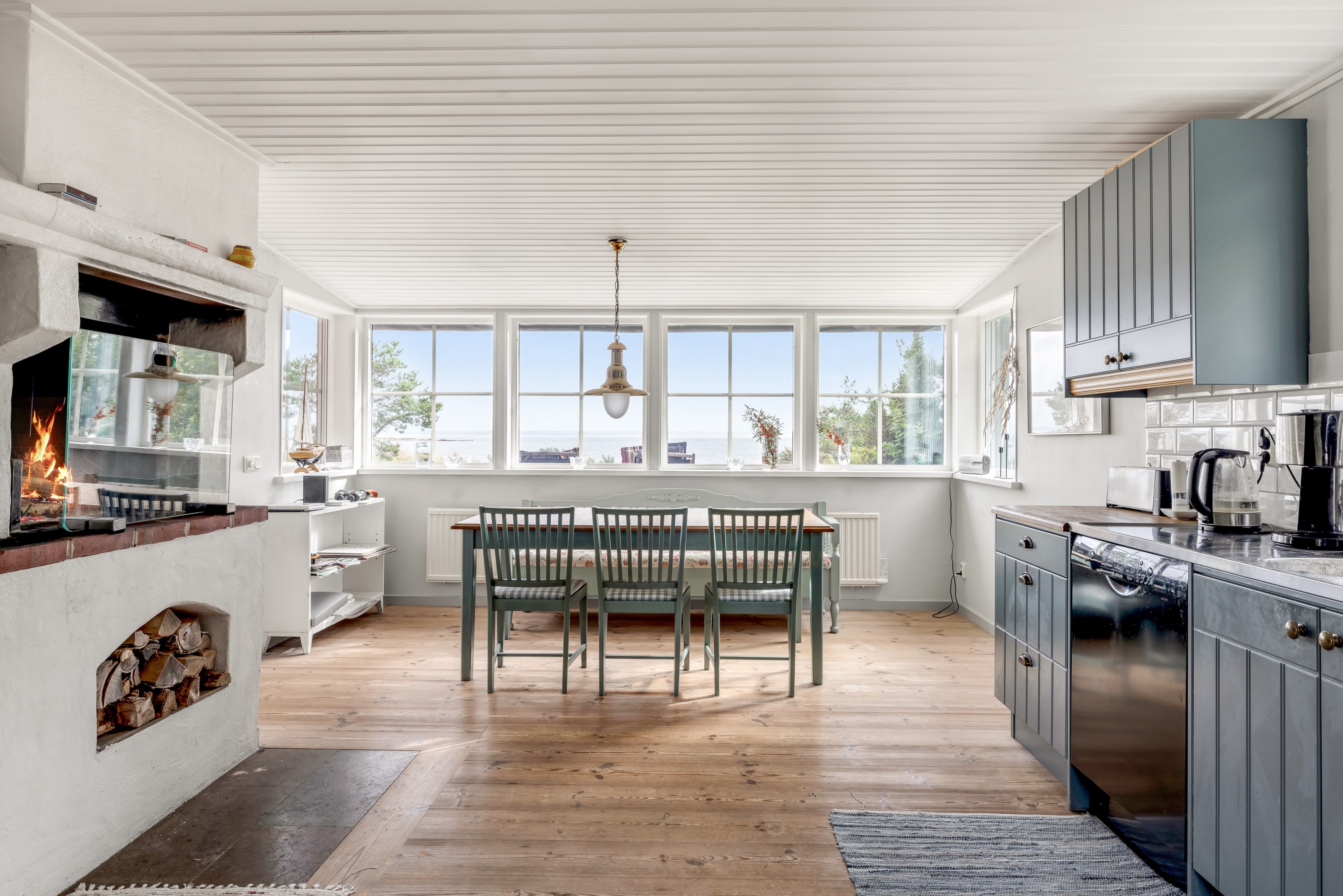 Bostadsbild från Strandvägen 16, Såld i Stenskär, Östhammar