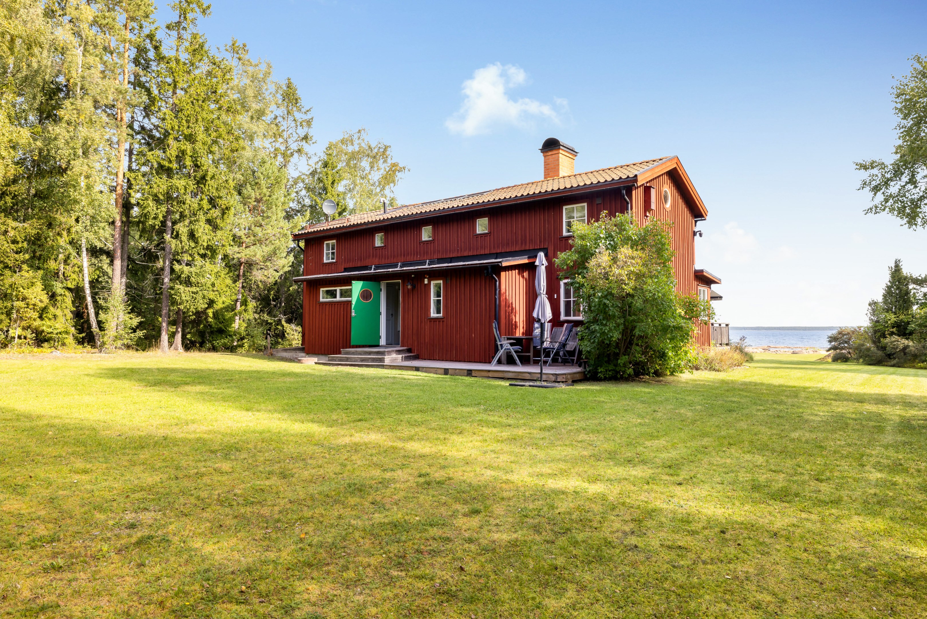 Bostadsbild från Strandvägen 16, Såld i Stenskär, Östhammar