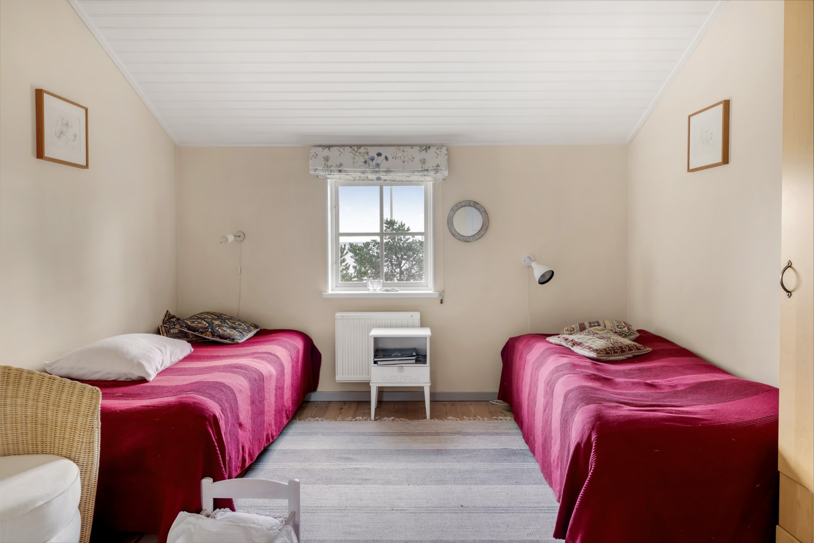 Bostadsbild från Strandvägen 16, Såld i Stenskär, Östhammar