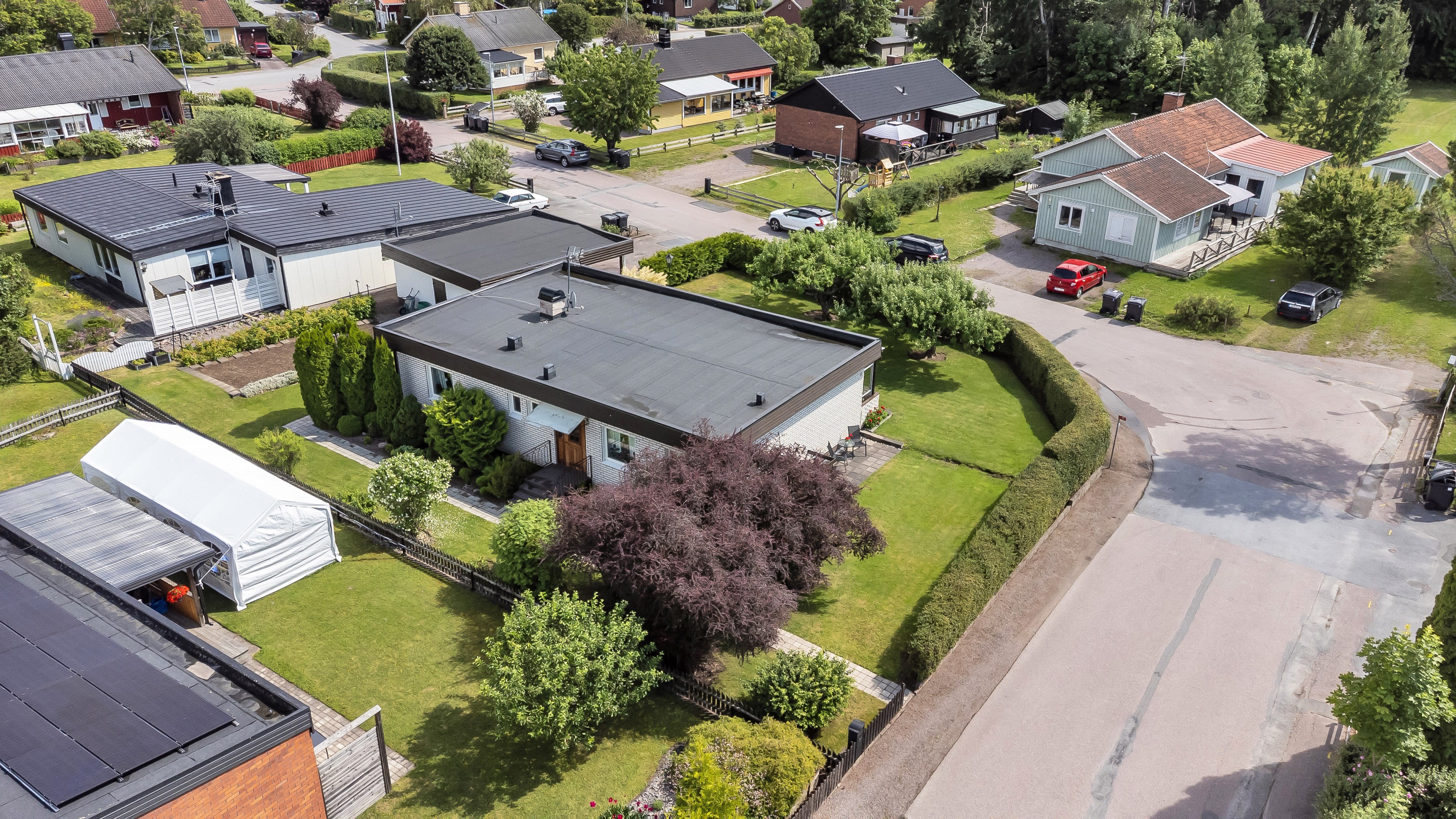 Bostadsbild från Enbärsgränd 6, Såld i Björklinge, Uppsala