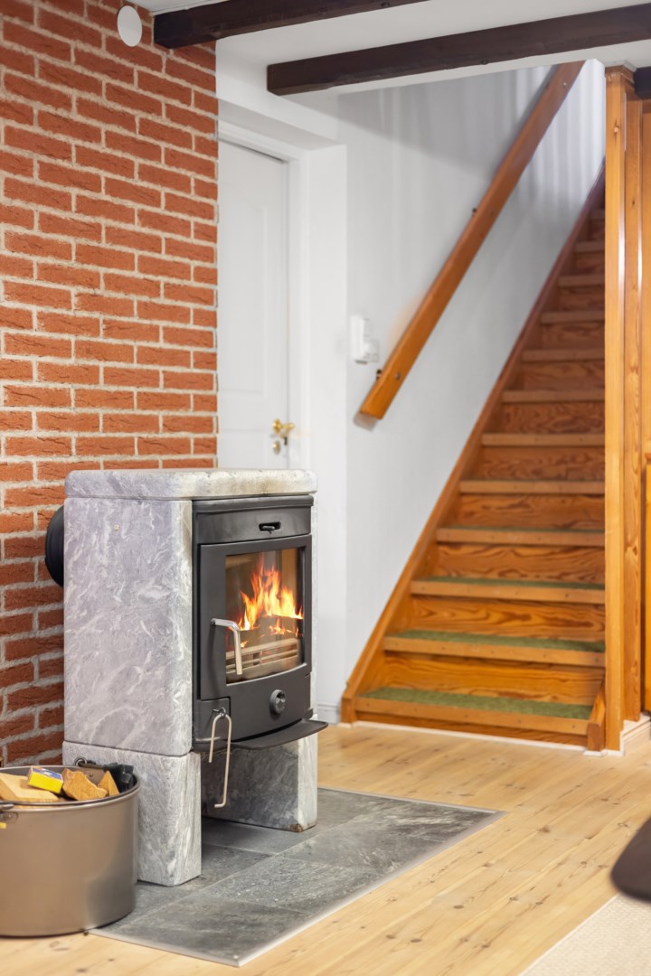 Bostadsbild från Enbärsgränd 6, Såld i Björklinge, Uppsala