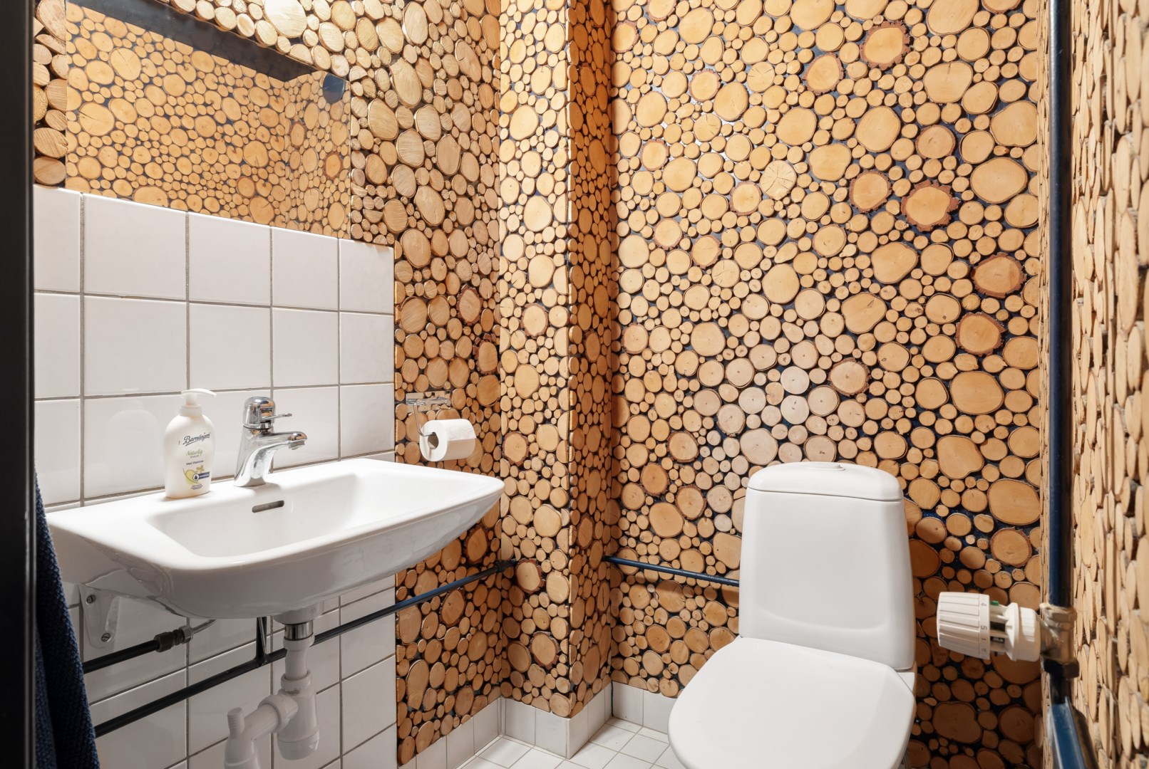 Bostadsbild från Enbärsgränd 6, Såld i Björklinge, Uppsala