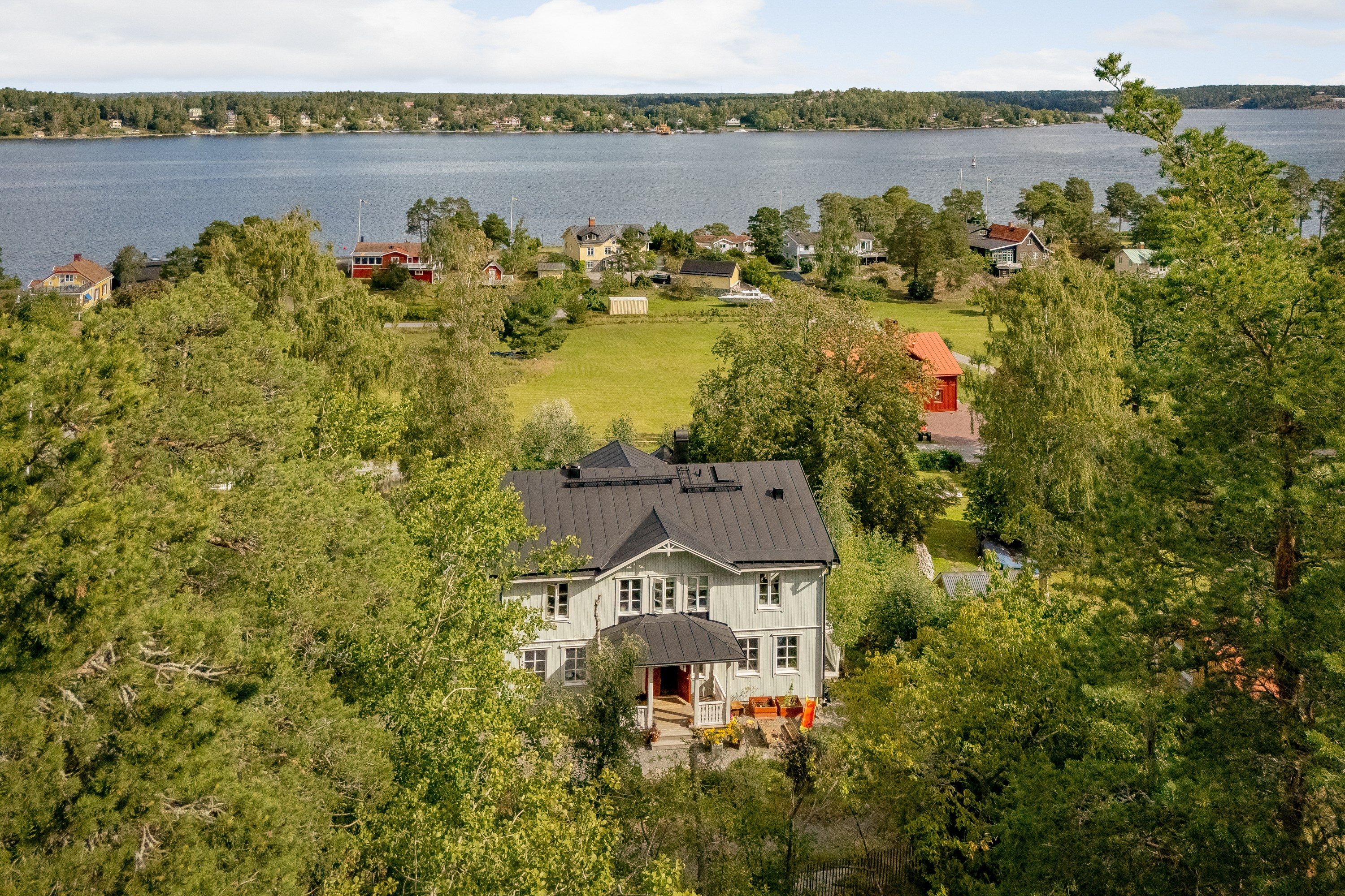 Bostadsbild från Karlsruhevägen 7A, Såld i Norra Lagnö, Värmdö