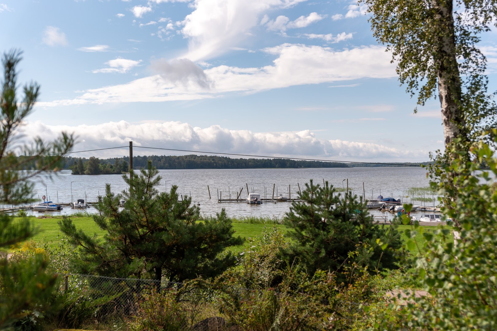 Bostadsbild från Lybecks strandväg 25, Såld i Lybeck/Kärrbo, Västerås