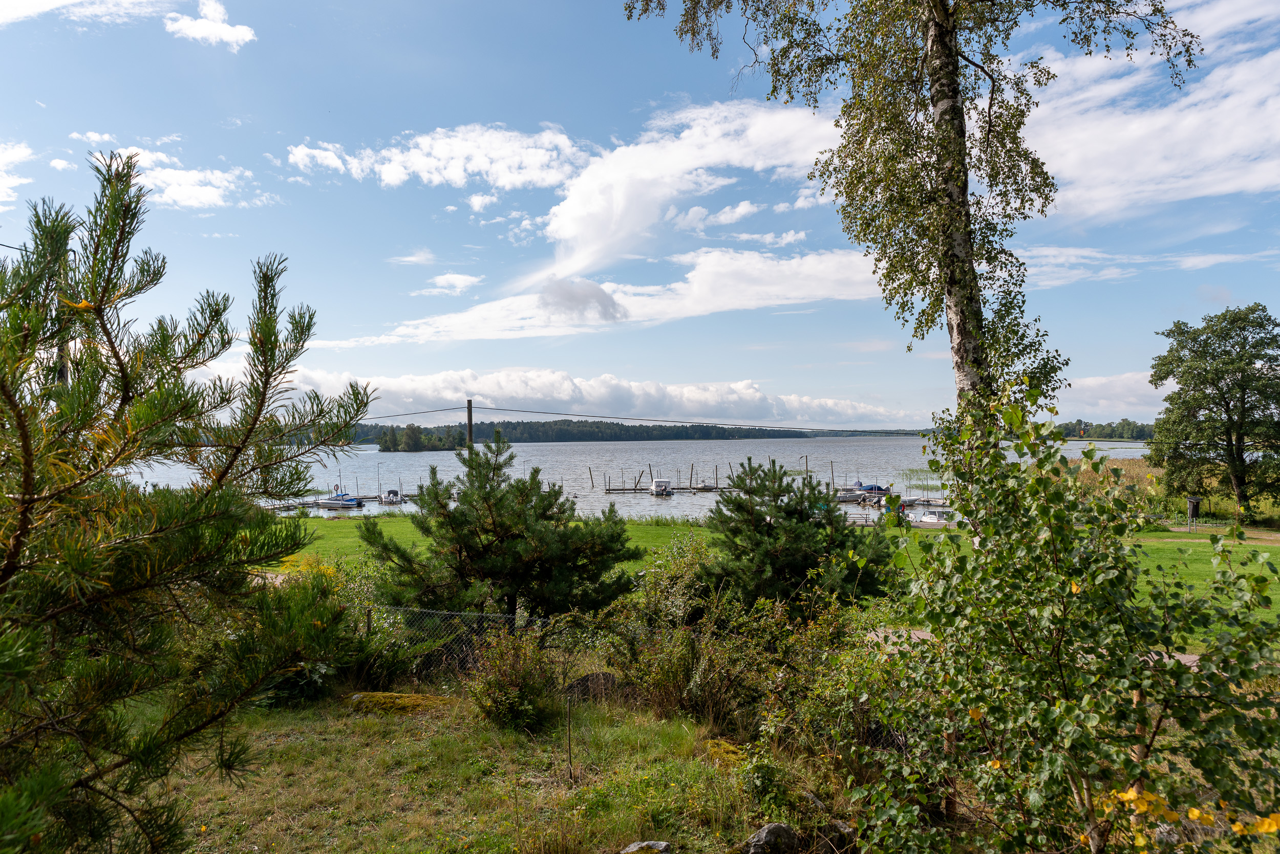 Bostadsbild från Lybecks strandväg 25, Såld i Lybeck/Kärrbo, Västerås