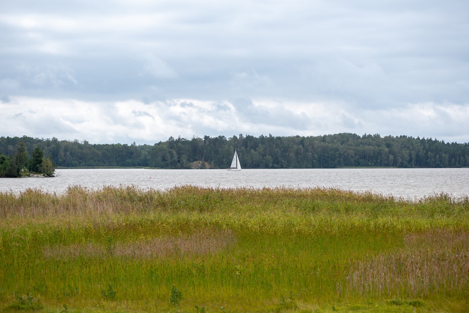Bostadsbild från Lybecks strandväg 25, Såld i Lybeck/Kärrbo, Västerås