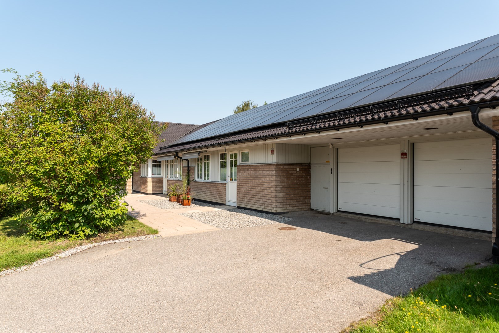 Bostadsbild från Ullgarnsvägen 10, Till salu i Skälby, Västerås