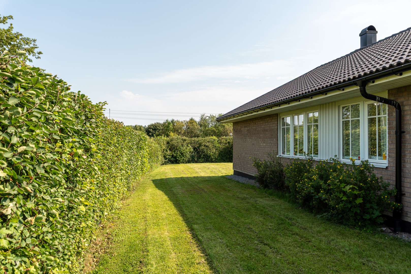 Bostadsbild från Ullgarnsvägen 10, Till salu i Skälby, Västerås