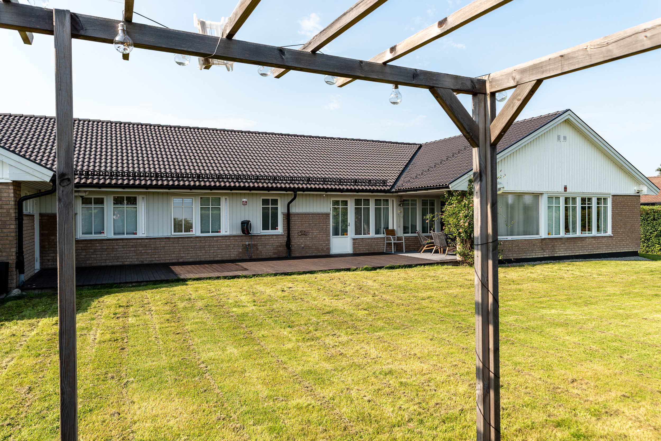 Bostadsbild från Ullgarnsvägen 10, Till salu i Skälby, Västerås