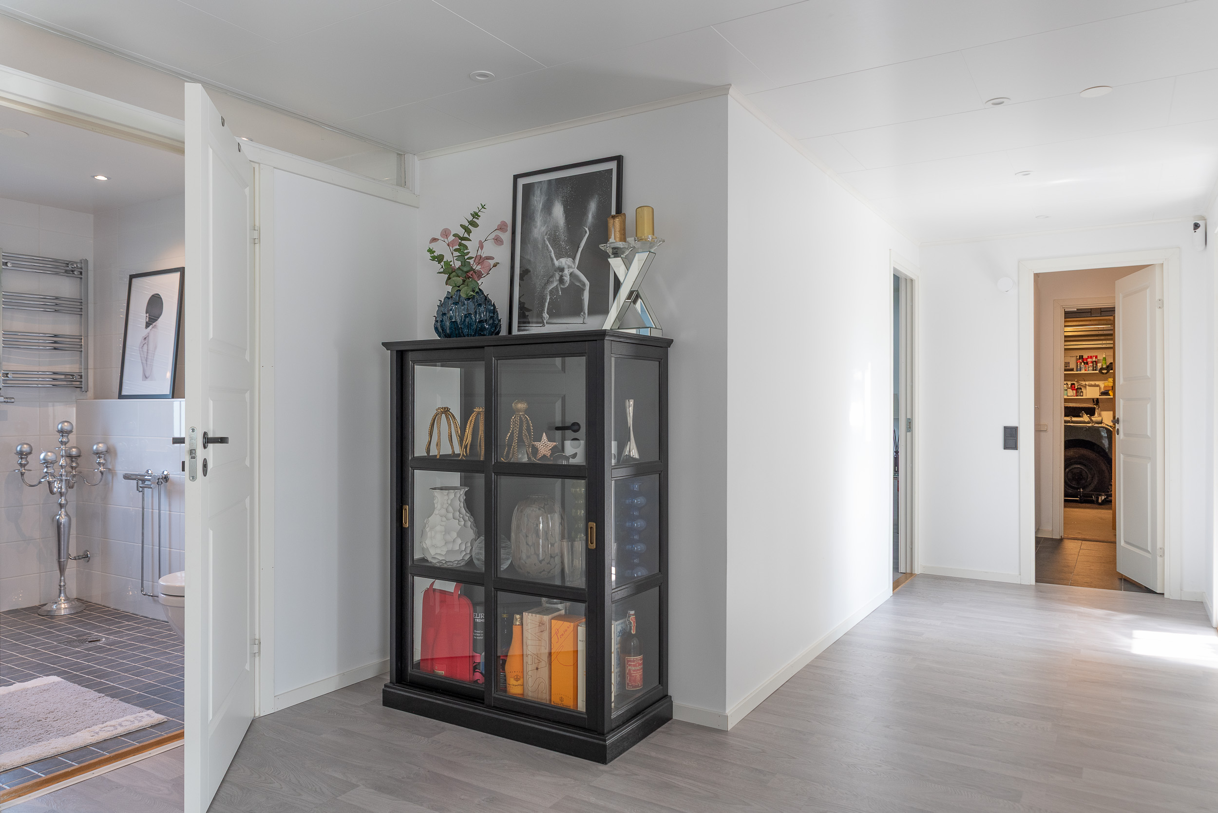 Bostadsbild från Ullgarnsvägen 10, Till salu i Skälby, Västerås