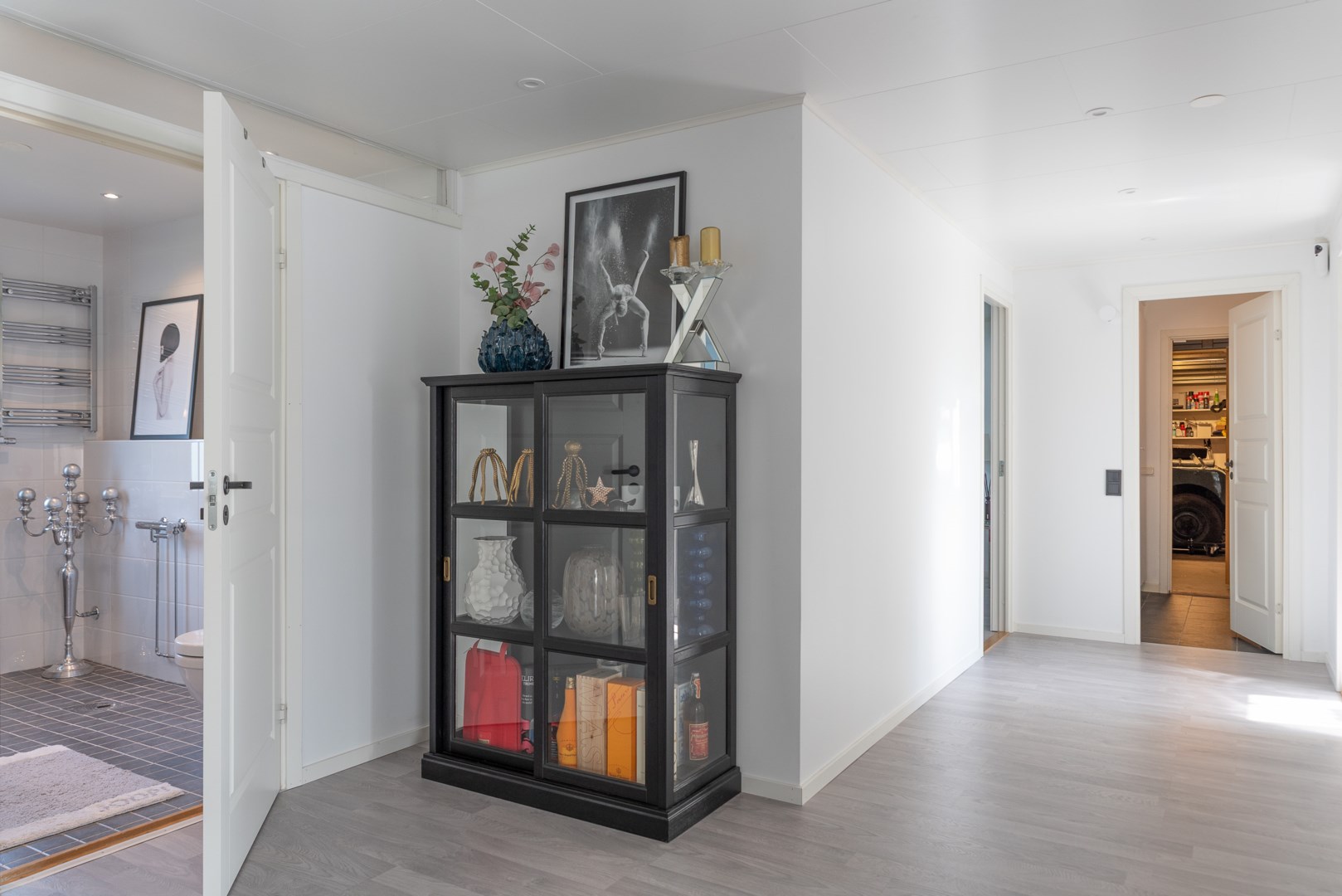 Bostadsbild från Ullgarnsvägen 10, Till salu i Skälby, Västerås