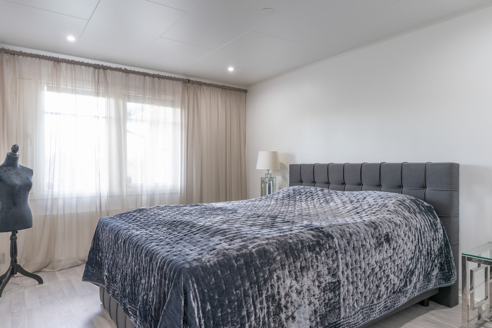 Bostadsbild från Ullgarnsvägen 10, Till salu i Skälby, Västerås