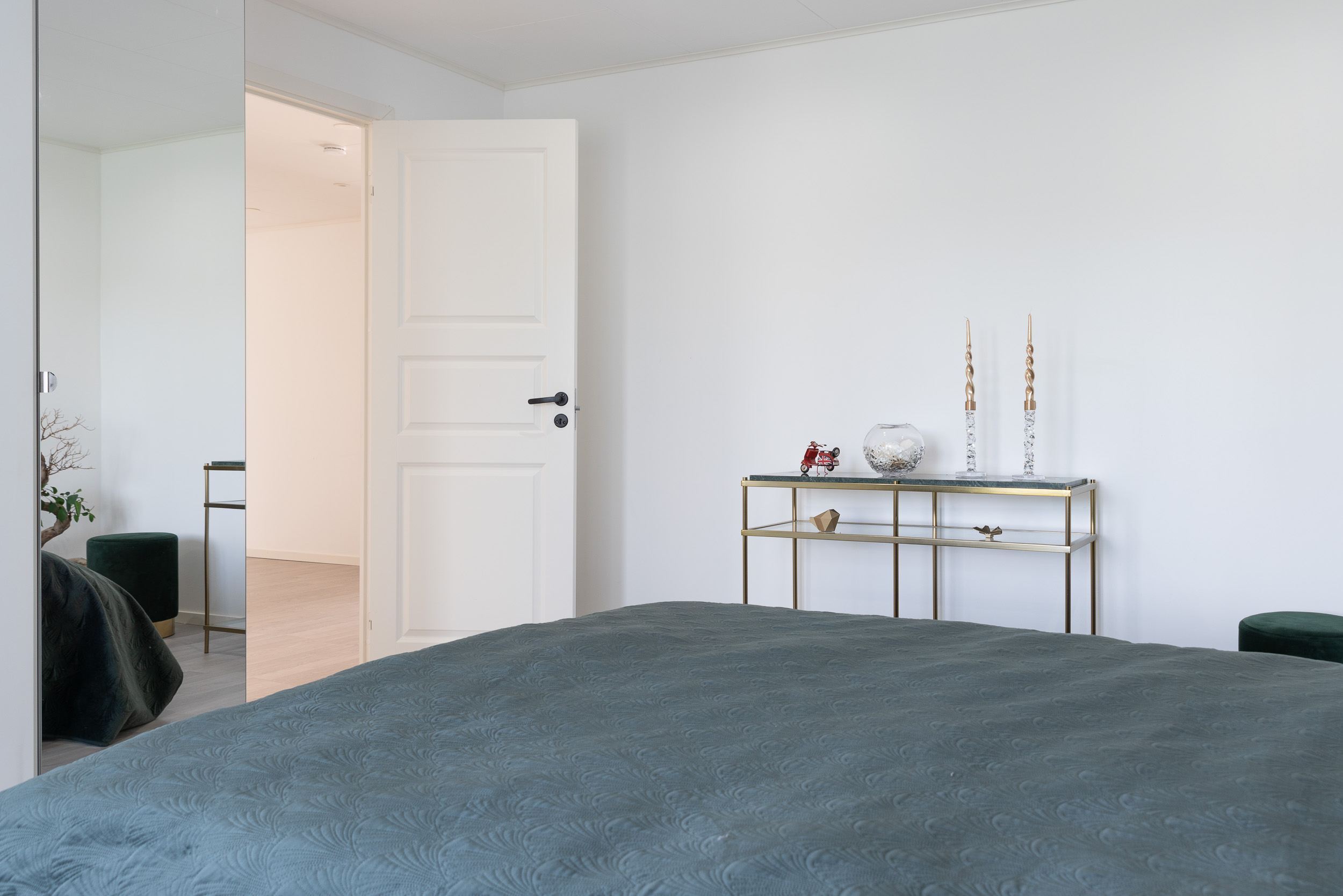 Bostadsbild från Ullgarnsvägen 10, Till salu i Skälby, Västerås