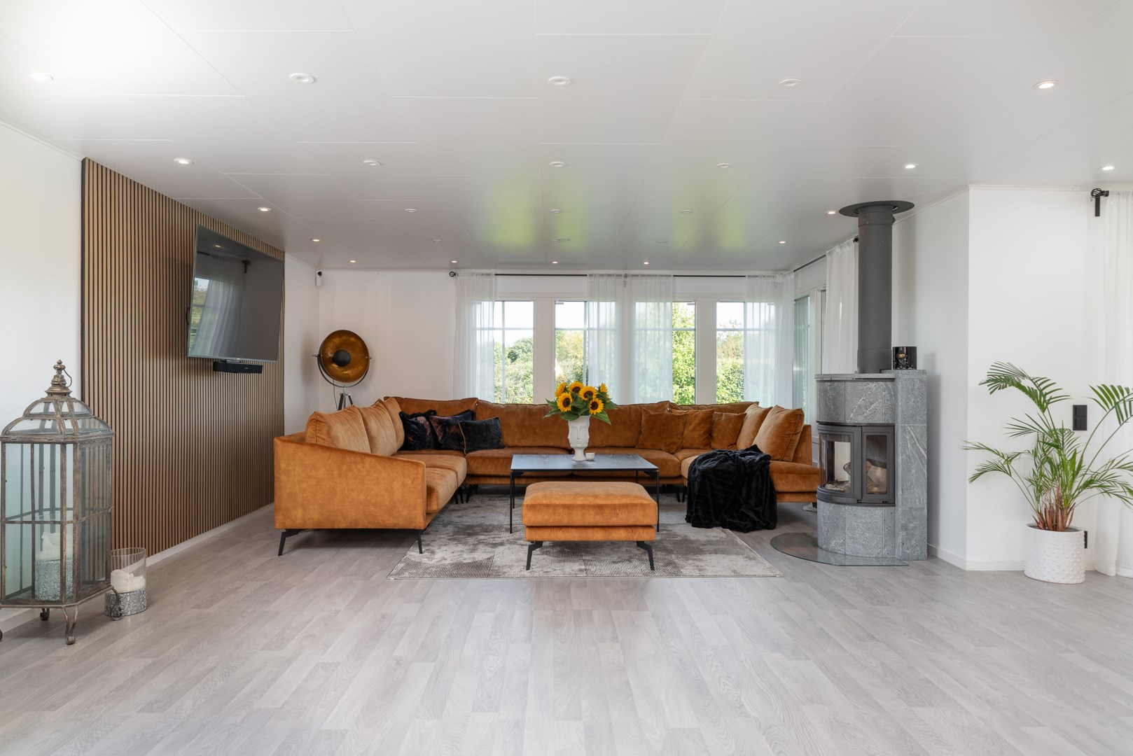 Bostadsbild från Ullgarnsvägen 10, Till salu i Skälby, Västerås