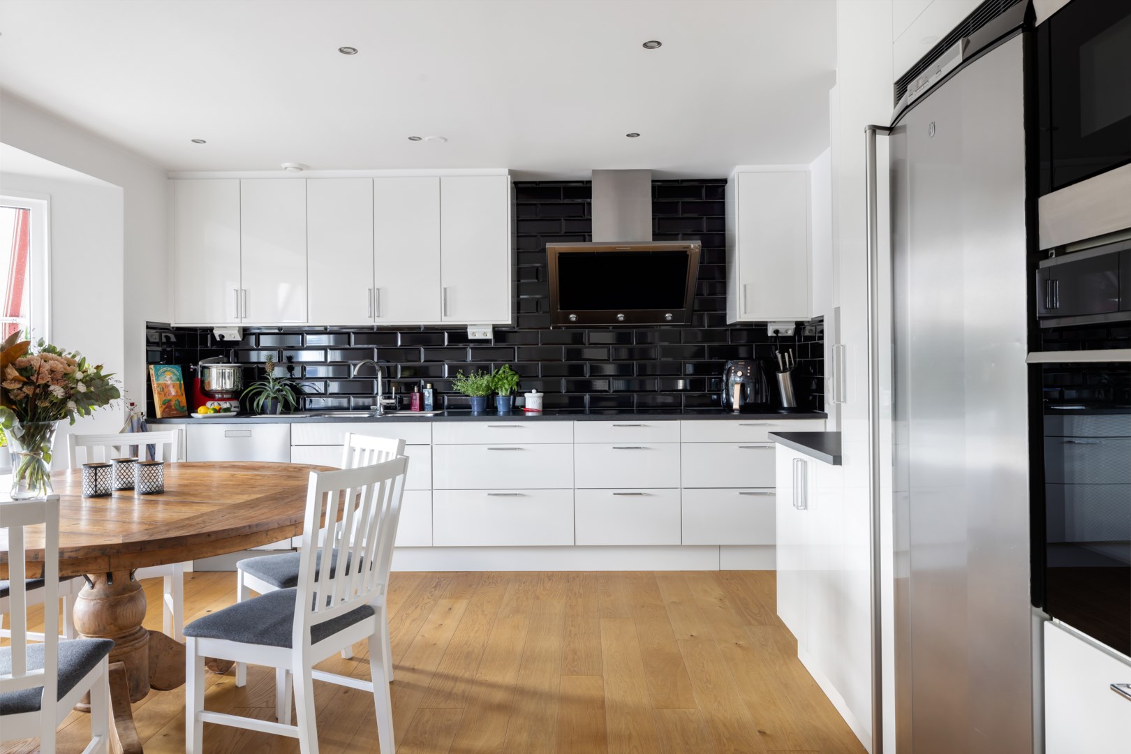 Bostadsbild från Pinglaströmsvägen 5A, Såld i Alsike, Knivsta