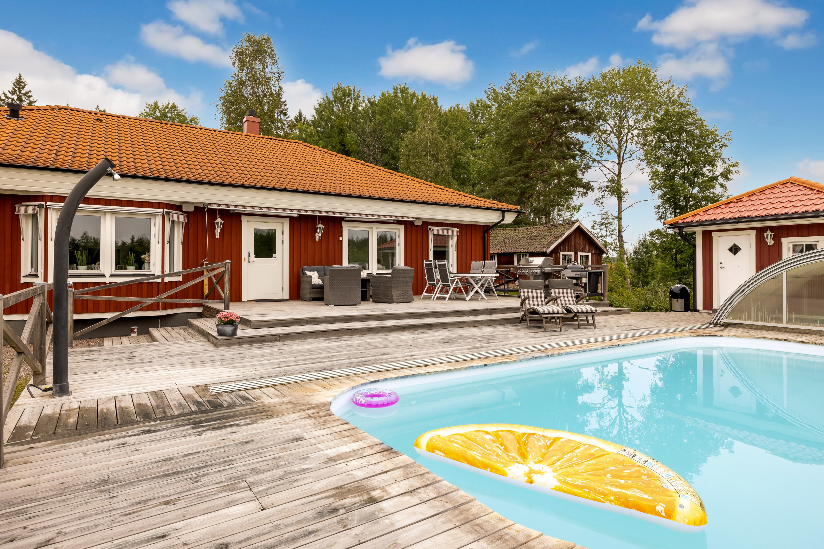 Bostadsbild från Pinglaströmsvägen 5A, Såld i Alsike, Knivsta