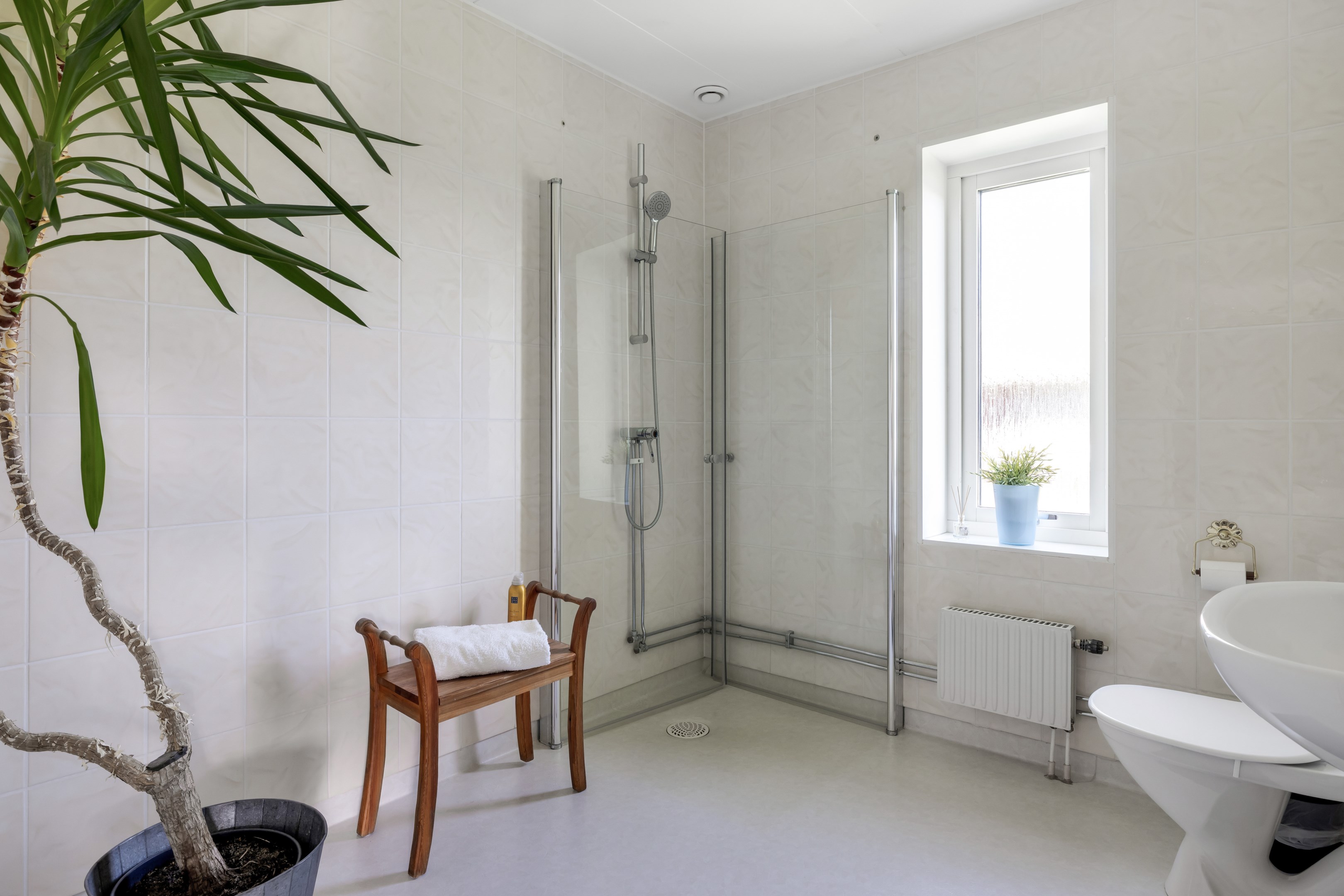 Bostadsbild från Pinglaströmsvägen 5A, Såld i Alsike, Knivsta