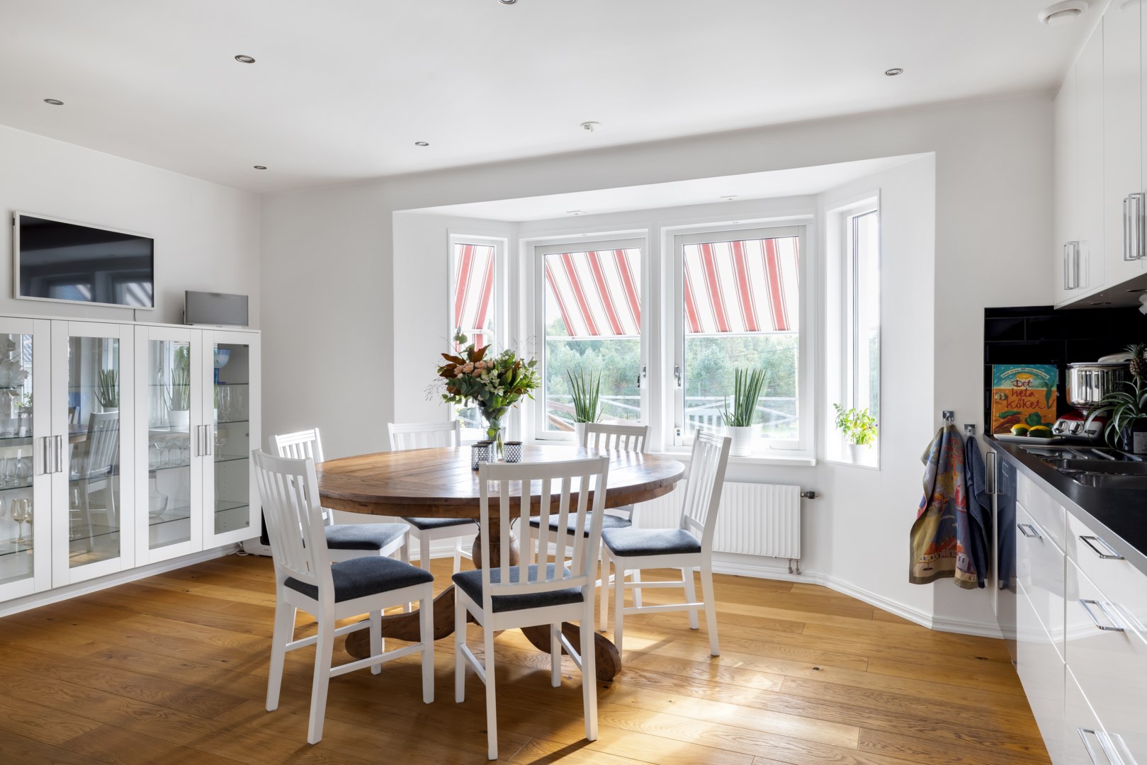 Bostadsbild från Pinglaströmsvägen 5A, Såld i Alsike, Knivsta