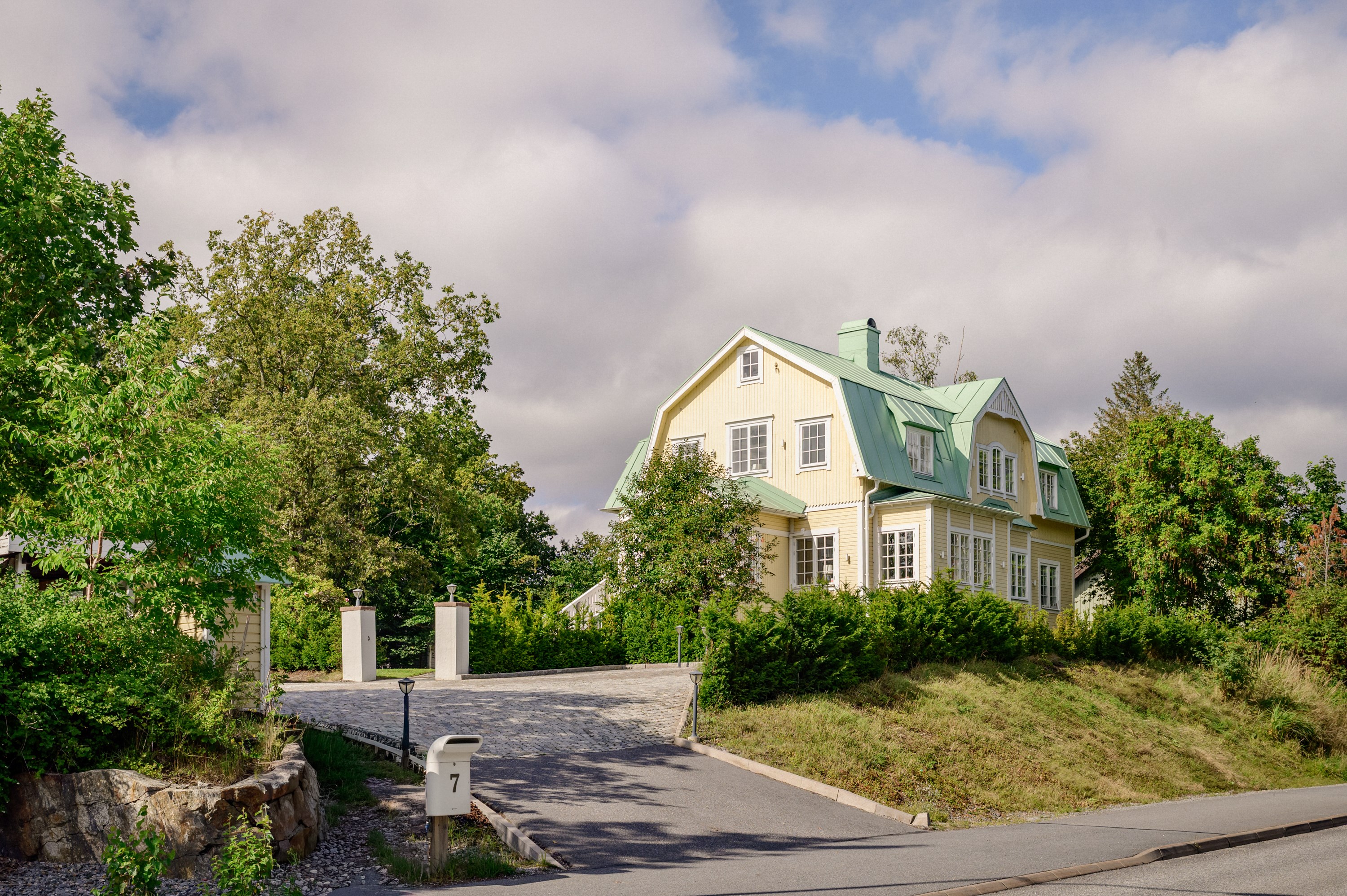 Bostadsbild från Vikingshillsvägen 7, Såld i Kummelnäs, Nacka