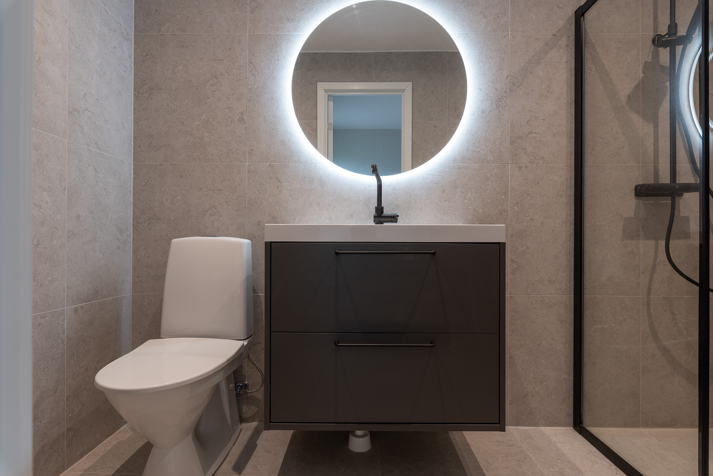 Bostadsbild från Bandygatan 12, Såld i Rönnby, Västerås