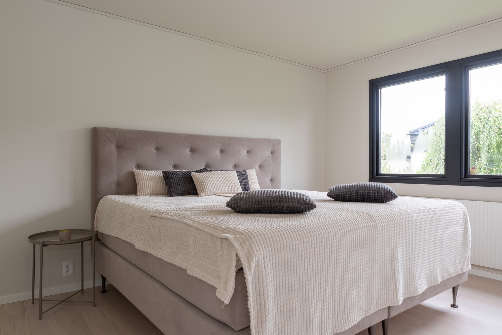 Bostadsbild från Bandygatan 12, Såld i Rönnby, Västerås