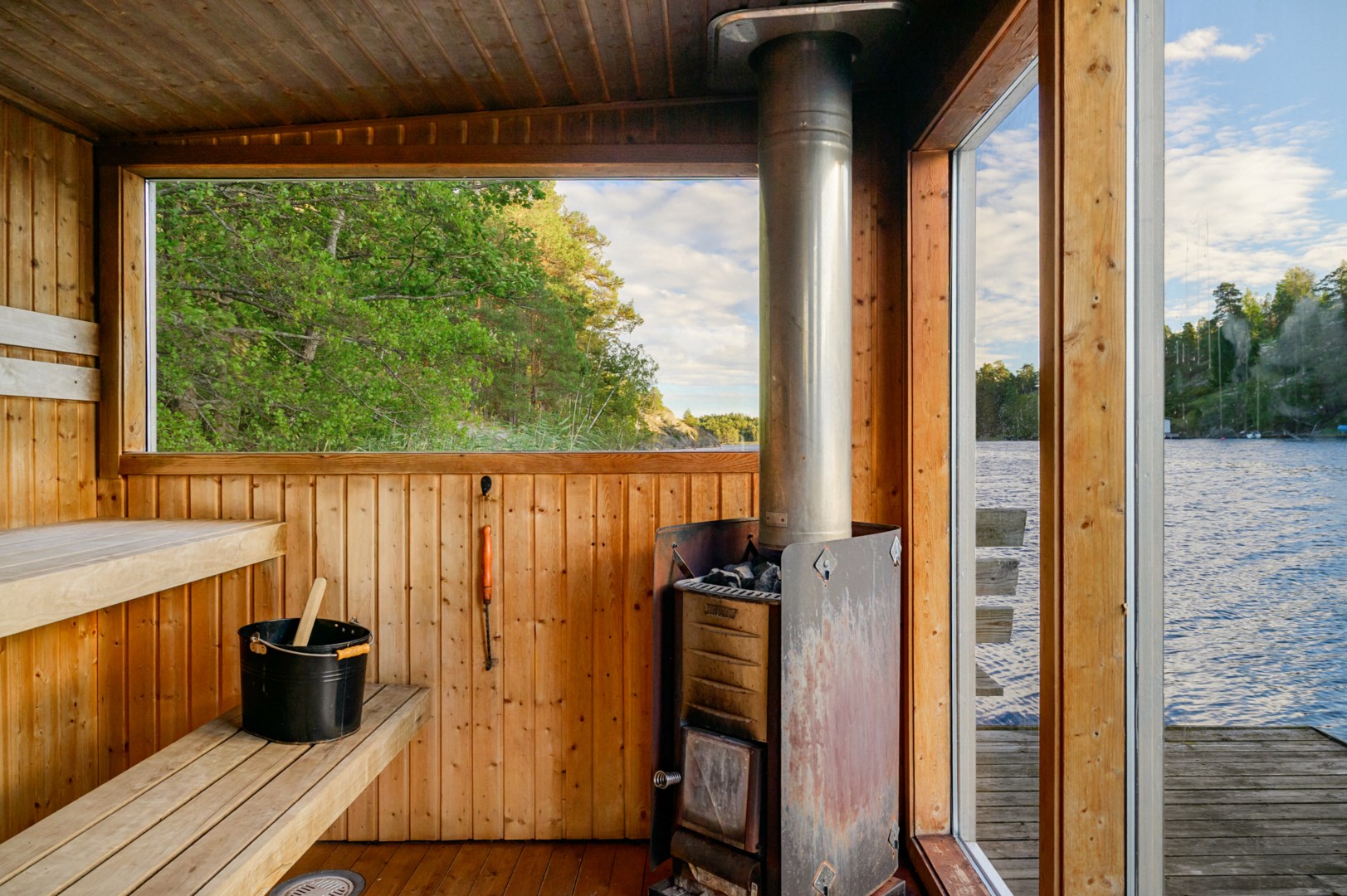 Hänförande utsikt över Herrviken.