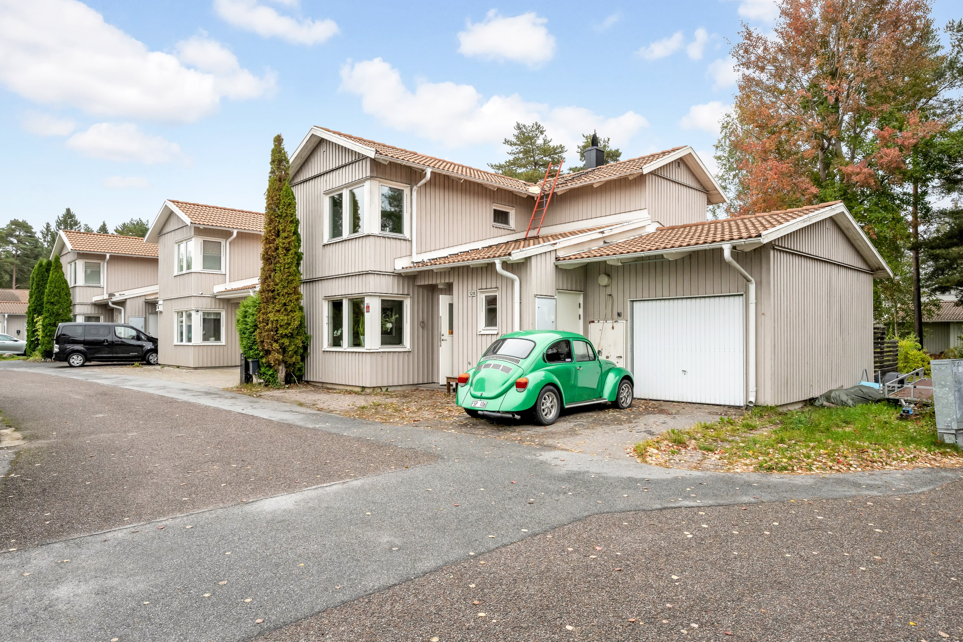 Bostadsbild från Hollandsresan 128, Såld i Sävja, Uppsala